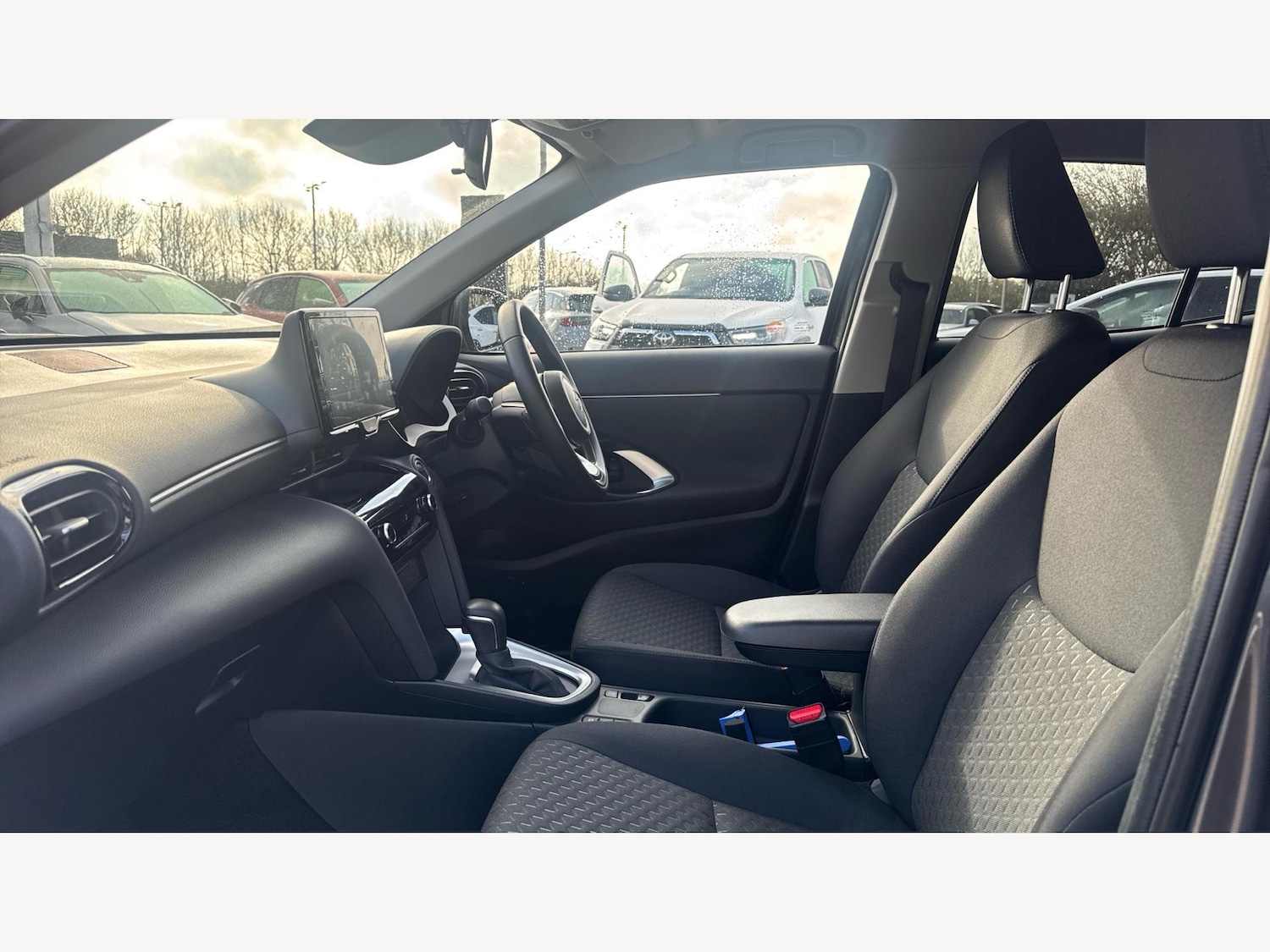 Used Toyota Yaris Cross 2024 for sale - 76549422: Photo 13