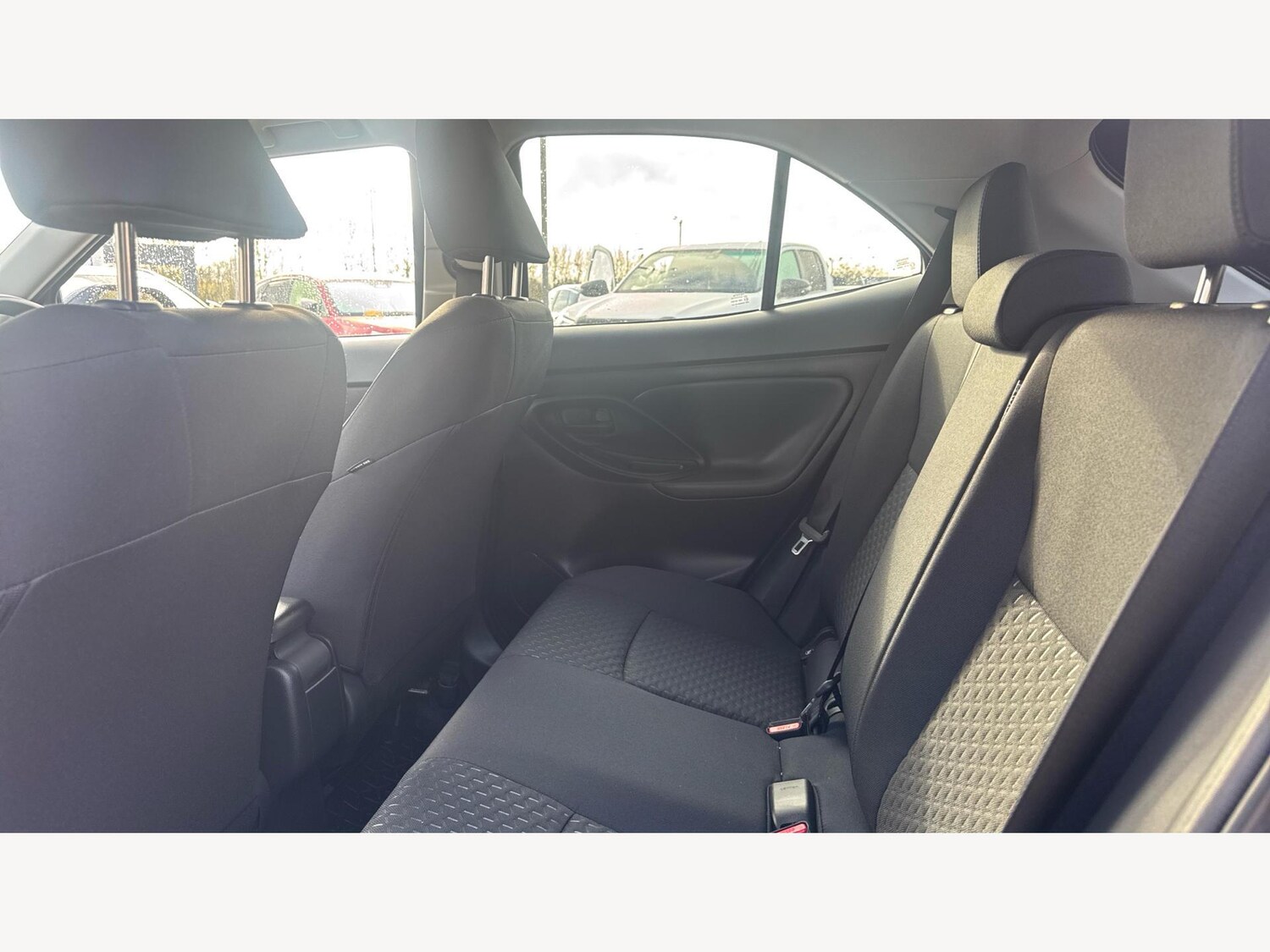 Used Toyota Yaris Cross 2024 for sale - 76549422: Photo 16