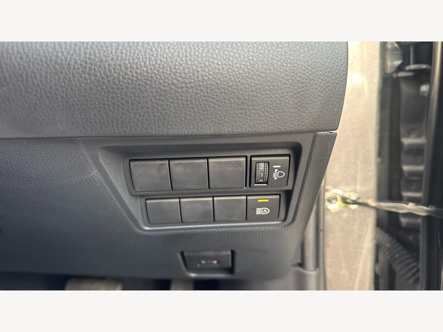 Used Toyota Yaris Cross 2024 for sale - 76549422: Photo 27