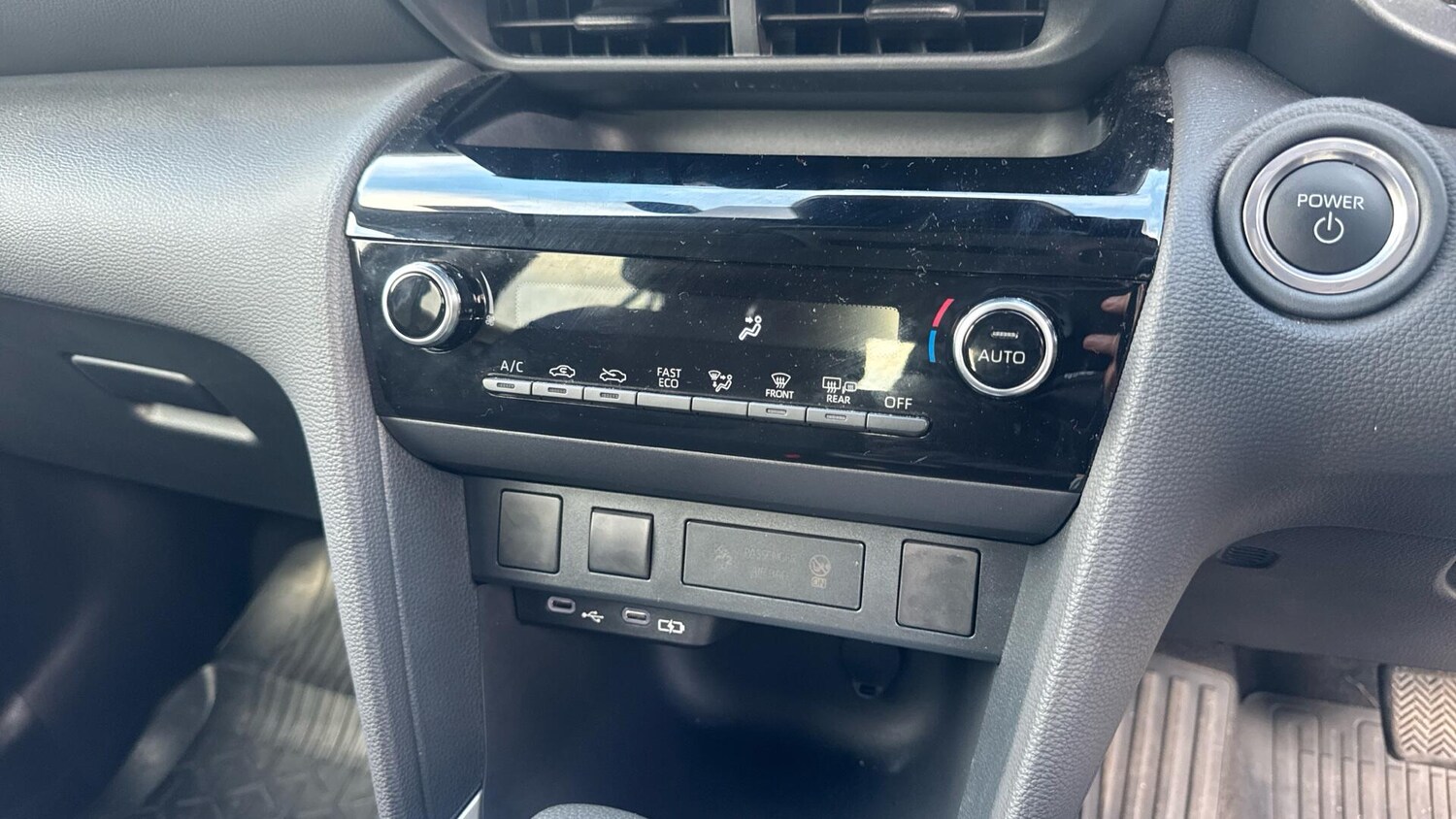 Used Toyota Yaris Cross 2024 for sale - 76549422: Photo 33