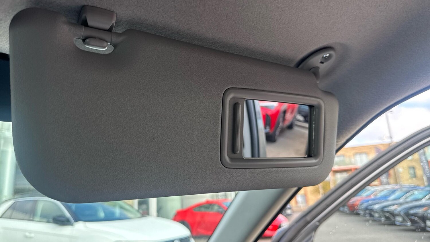 Used Toyota Yaris Cross 2024 for sale - 76549422: Photo 38