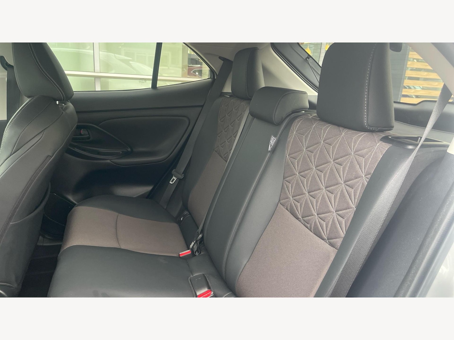 Used Toyota Yaris Cross 2024 for sale - 77109784: Photo 15
