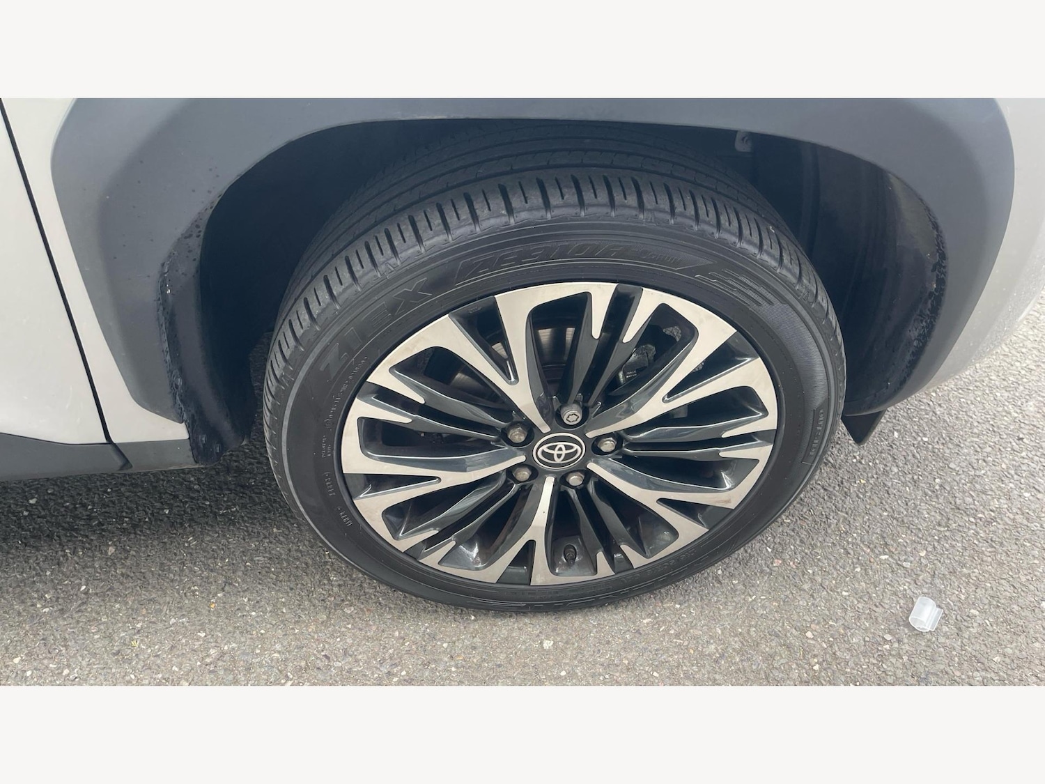 Used Toyota Yaris Cross 2024 for sale - 77109784: Photo 24