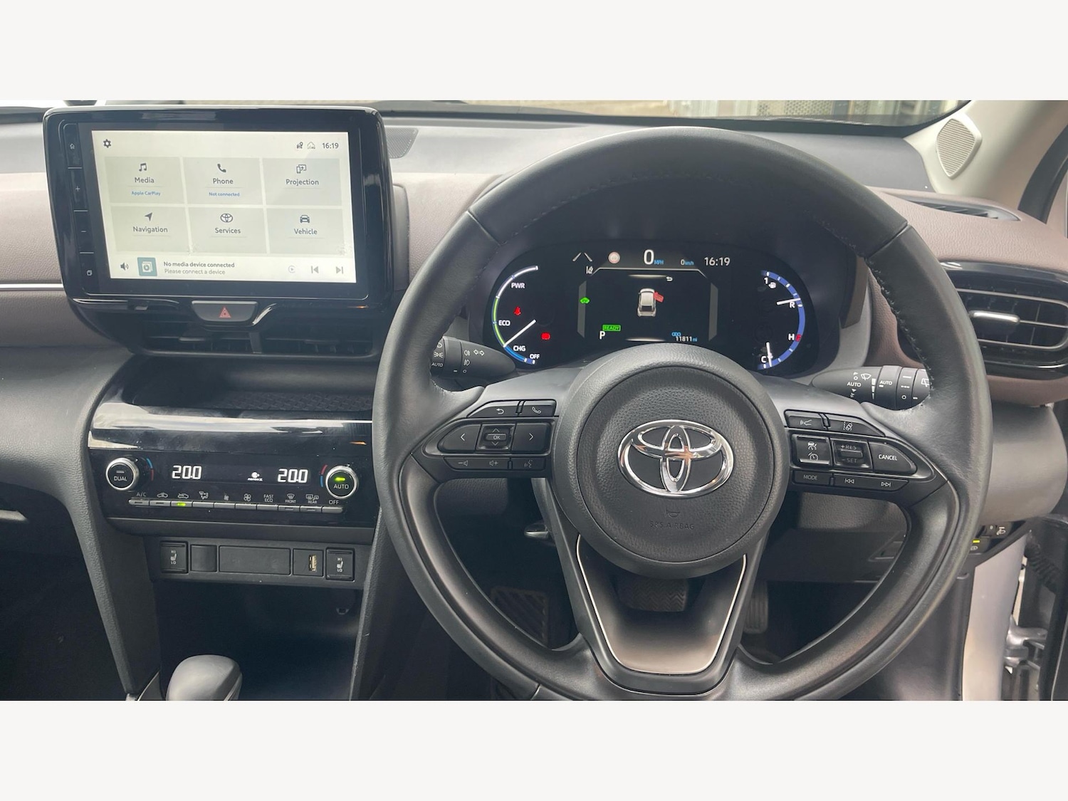 Used Toyota Yaris Cross 2024 for sale - 77109784: Photo 8