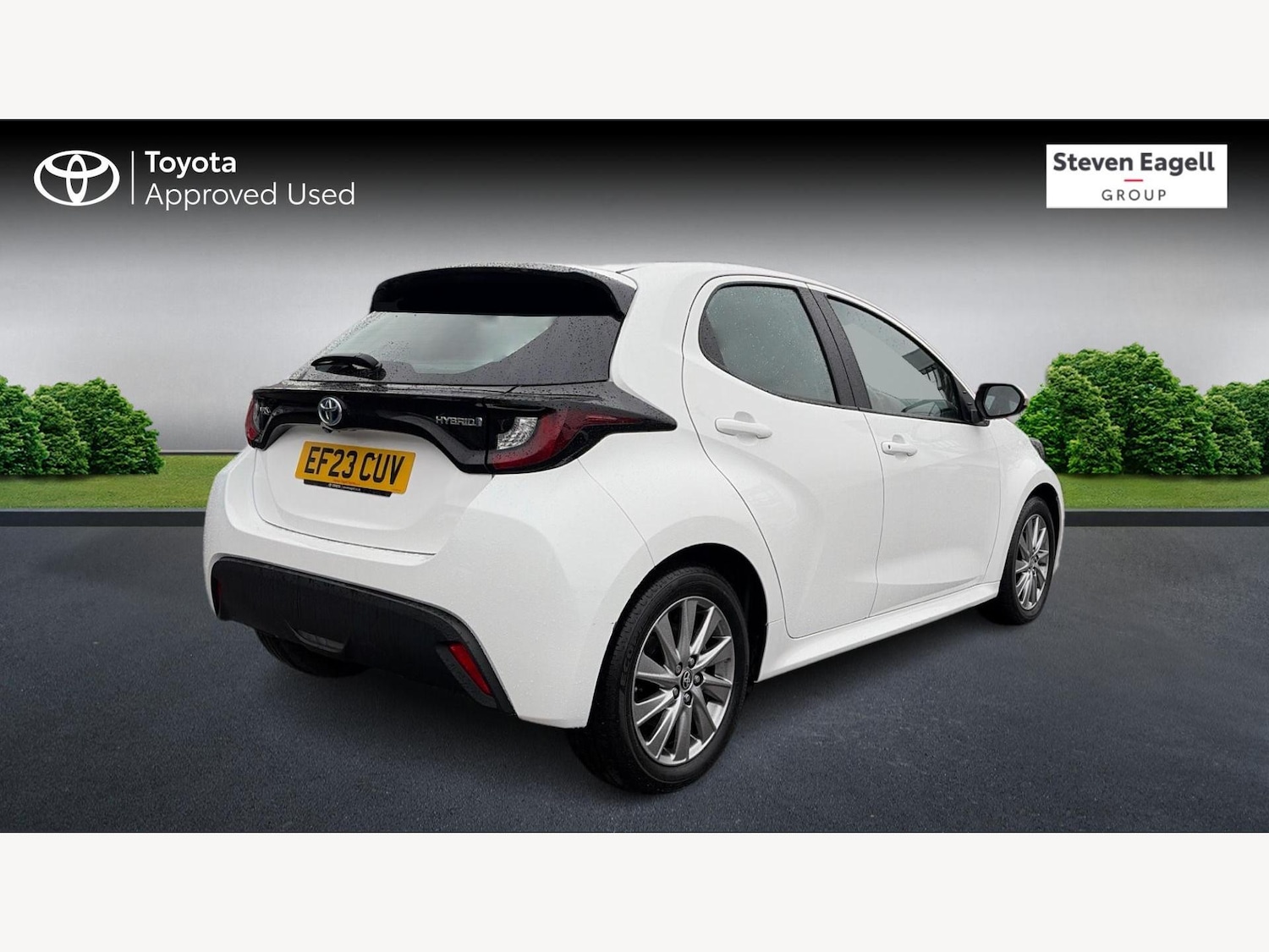 Used Toyota Yaris 2023 for sale - 77067142: Photo 2