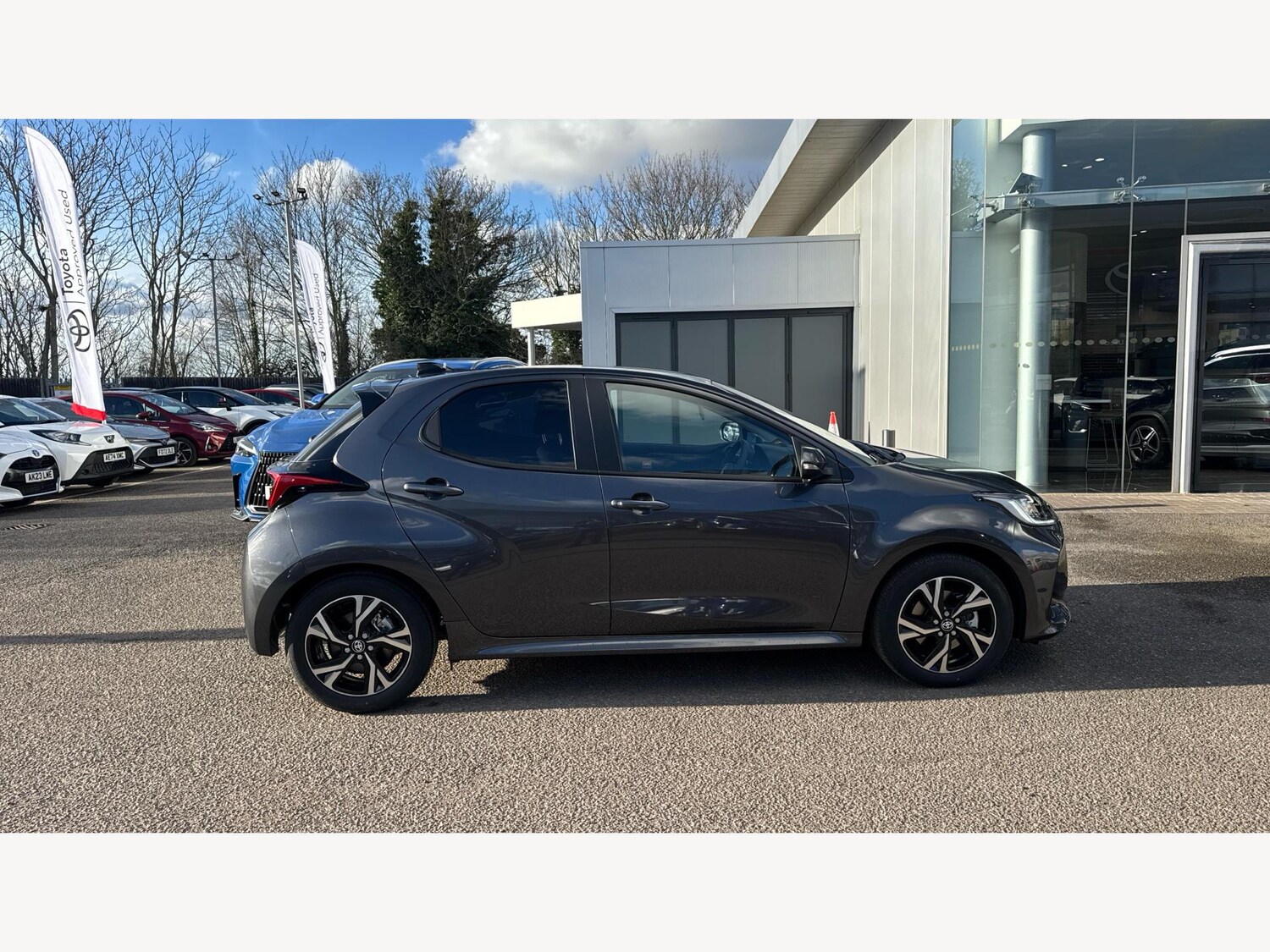 Used Toyota Yaris 2025 for sale - 77598624: Photo 18