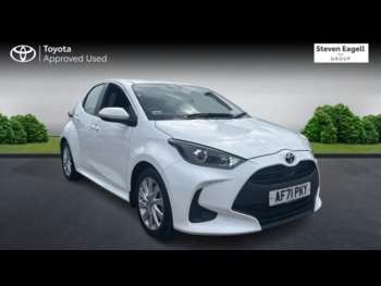 2021 (71) - 1.5 VVT-h Icon Hatchback 5dr Petrol Hybrid E-CVT Euro 6 (s/s) (116 ps)