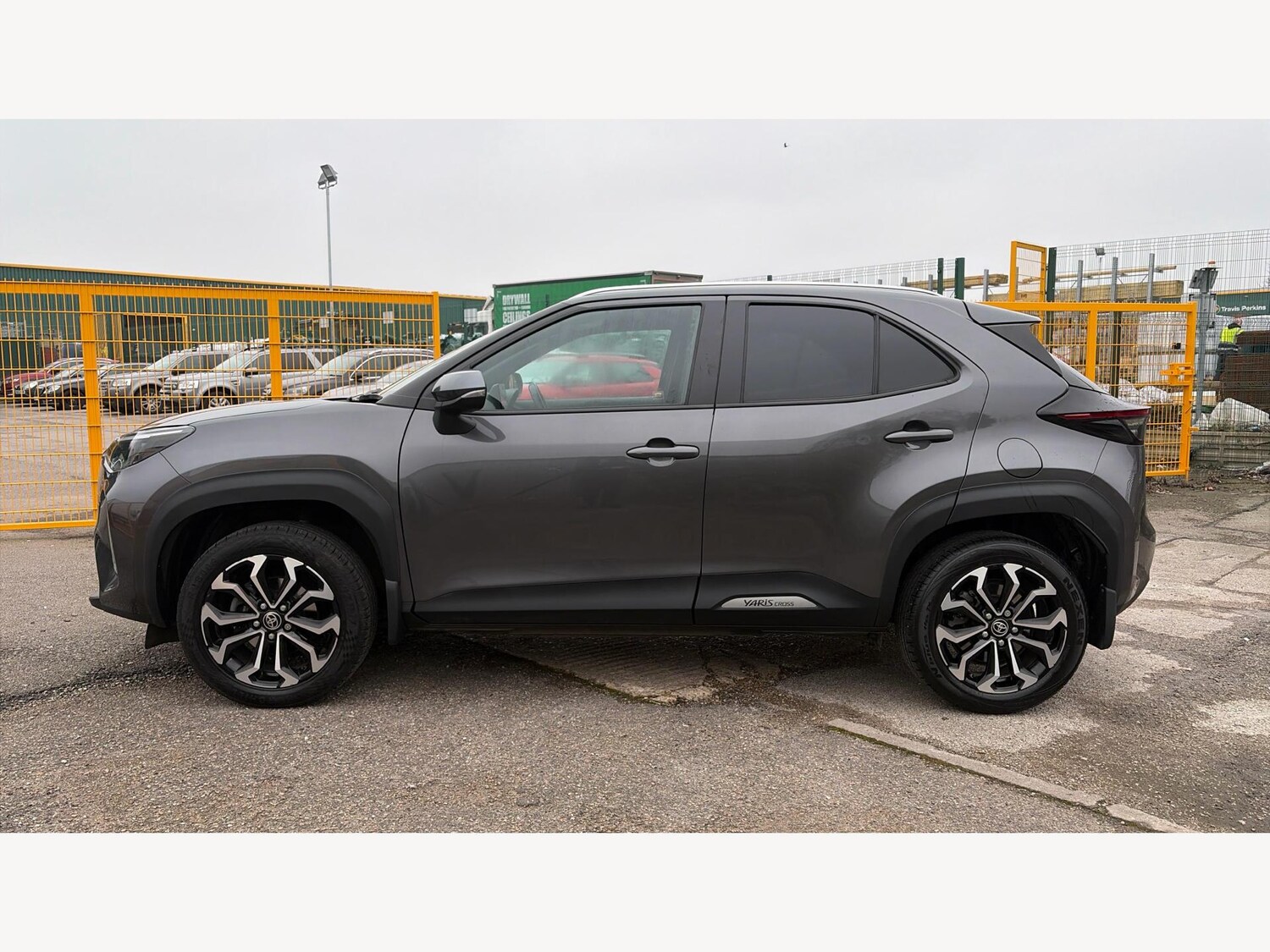 Used Toyota Yaris Cross 2022 for sale - 77658789: Photo 19