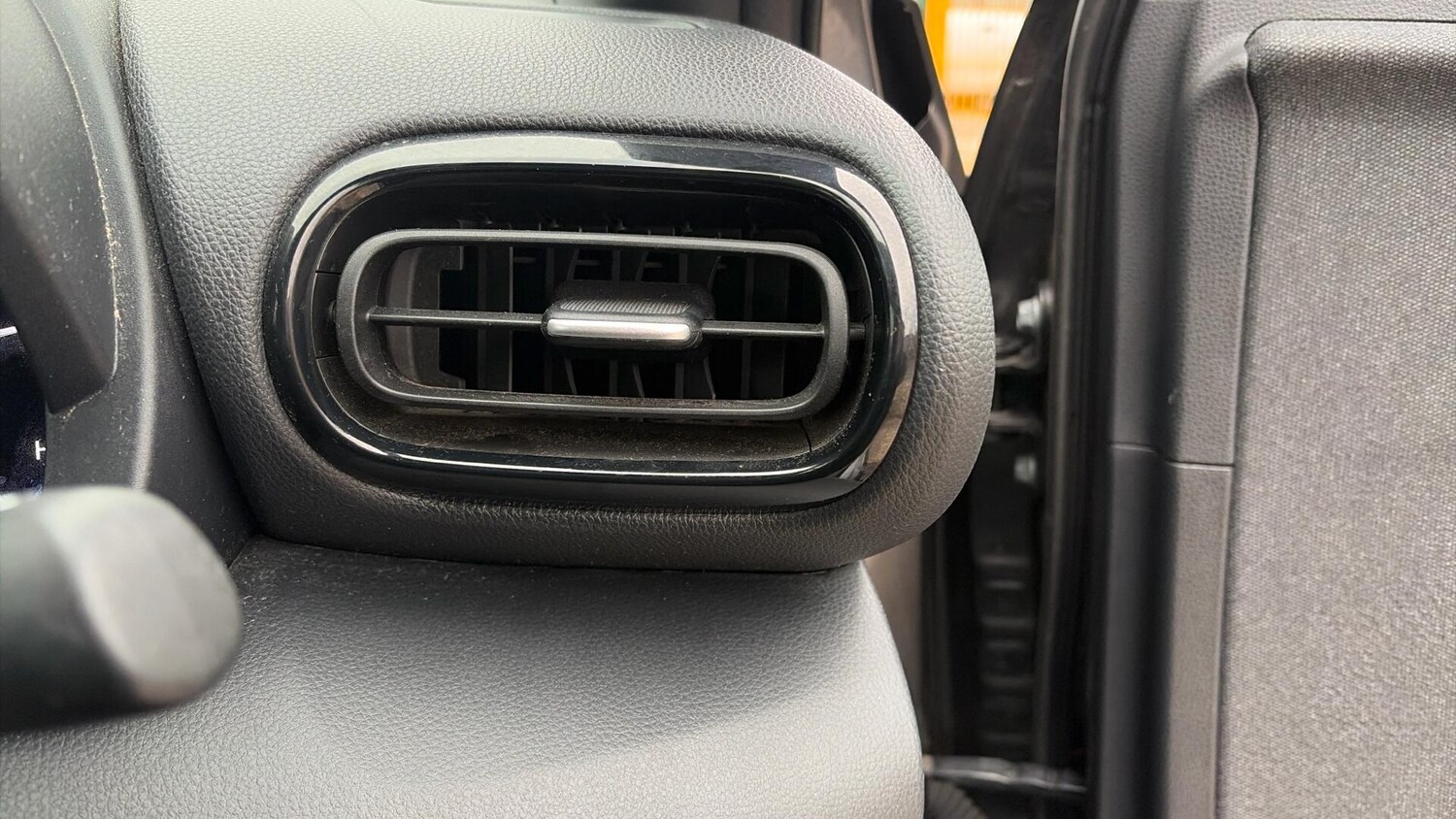 Used Toyota Yaris Cross 2022 for sale - 77658789: Photo 33