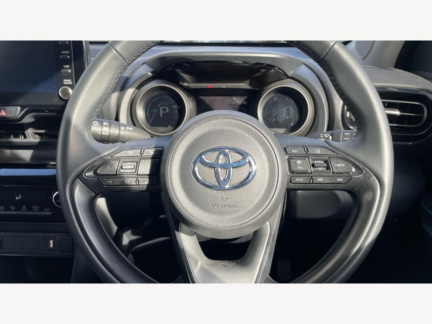 Used Toyota Yaris Cross 2024 for sale - 76307494: Photo 10