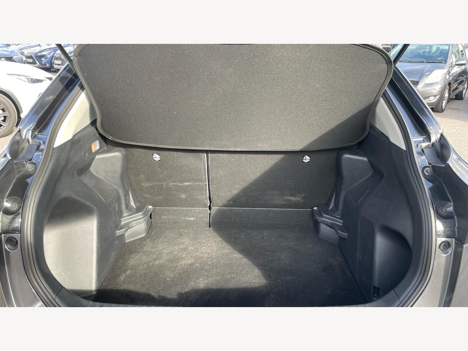 Used Toyota Yaris Cross 2024 for sale - 76307494: Photo 16