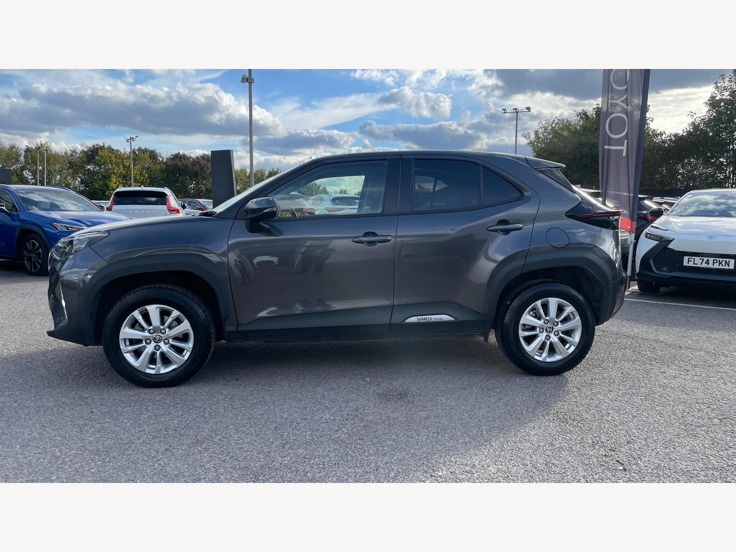 Used Toyota Yaris Cross 2024 for sale - 76307494: Photo 19