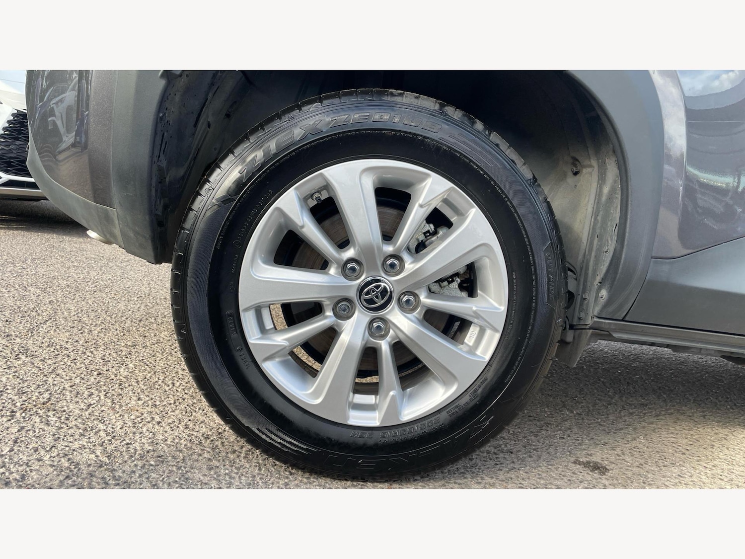 Used Toyota Yaris Cross 2024 for sale - 76307494: Photo 20