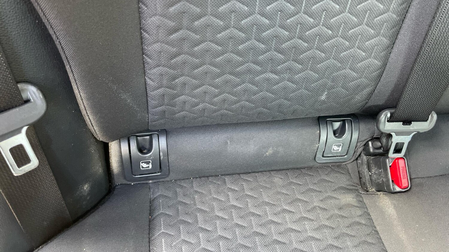 Used Toyota Yaris Cross 2024 for sale - 76307494: Photo 38