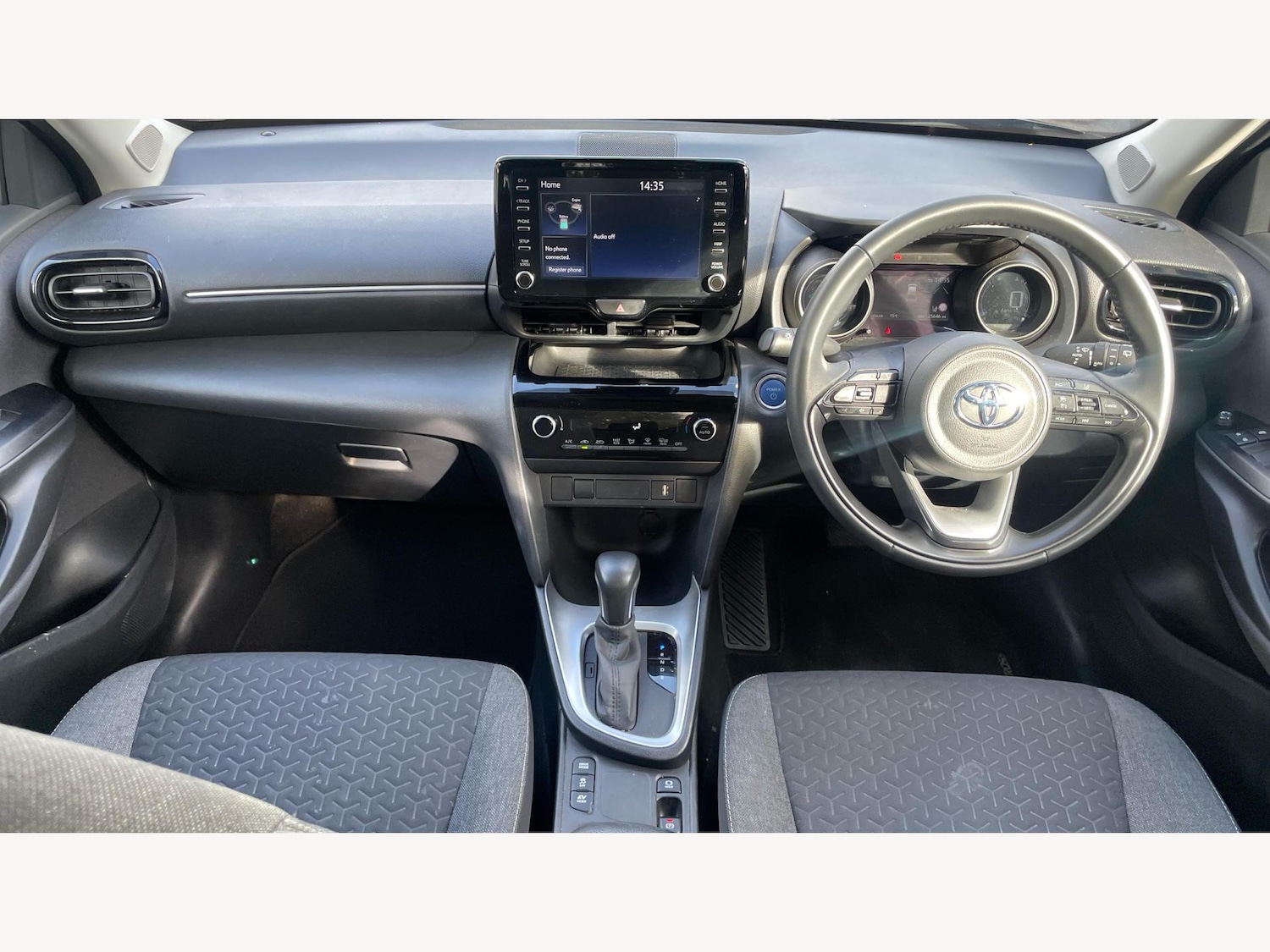 Used Toyota Yaris Cross 2024 for sale - 76307494: Photo 7