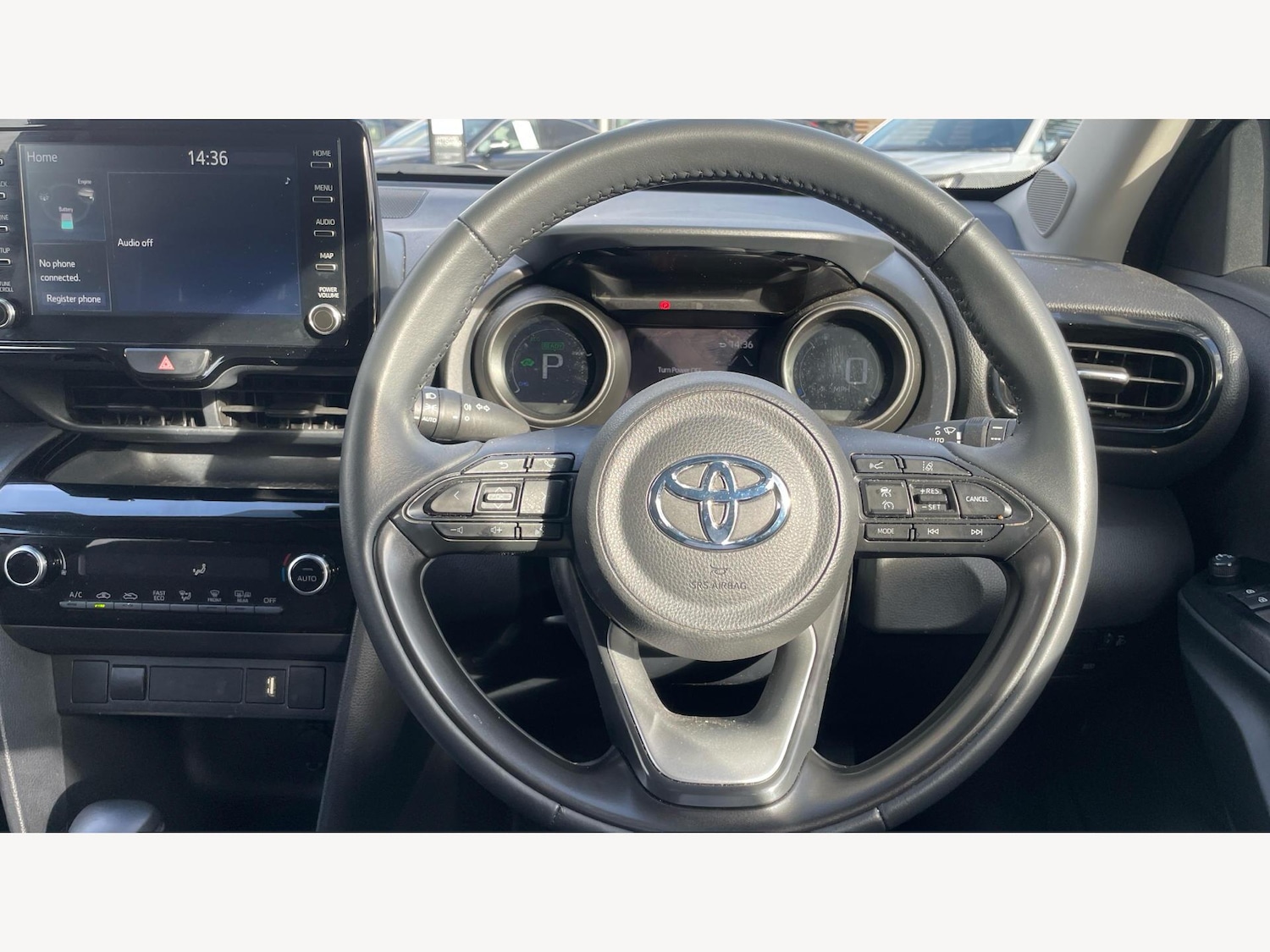 Used Toyota Yaris Cross 2024 for sale - 76307494: Photo 8