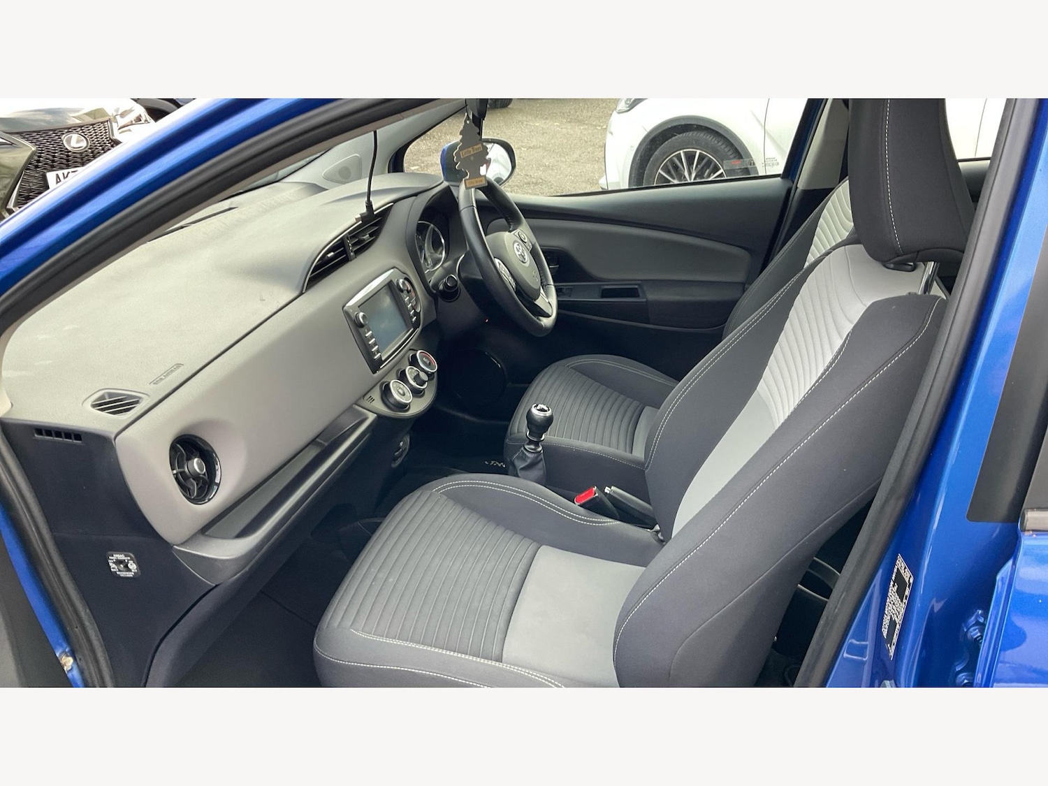 Used Toyota Yaris 2020 for sale - 76371741: Photo 12