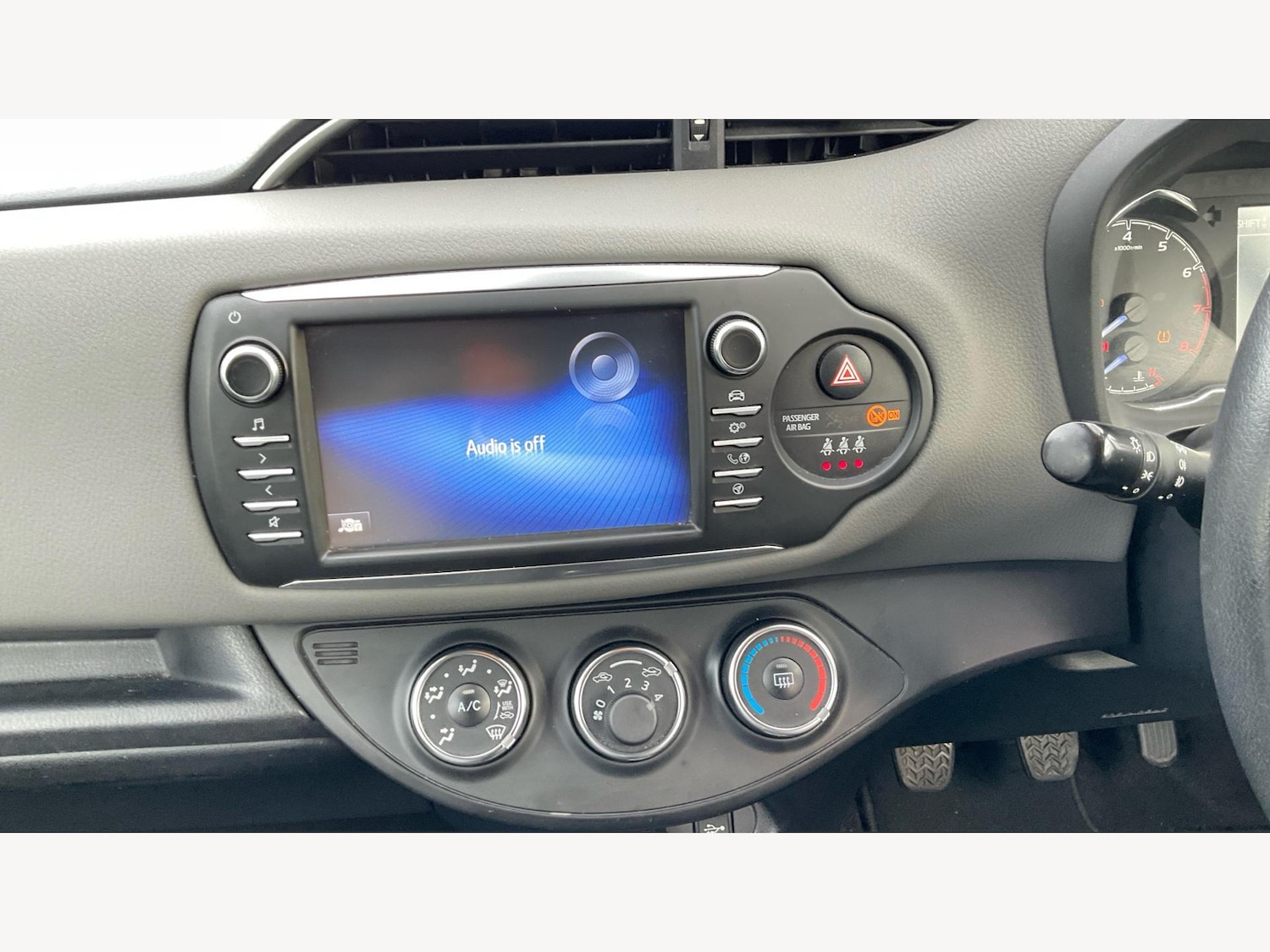 Used Toyota Yaris 2020 for sale - 76371741: Photo 9