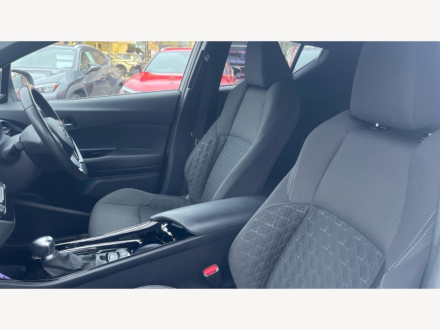 Used Toyota C-HR 2022 for sale - 76690046: Photo 12