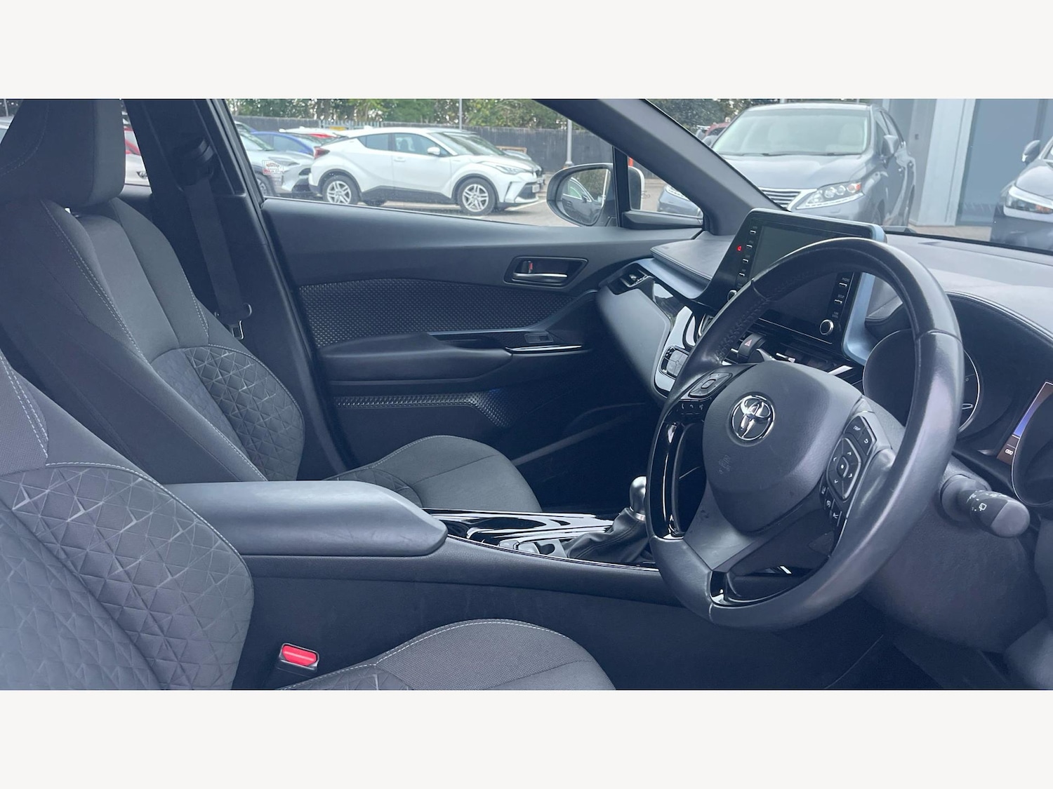 Used Toyota C-HR 2022 for sale - 76690046: Photo 13