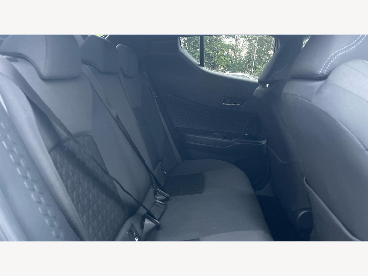 Used Toyota C-HR 2022 for sale - 76690046: Photo 14