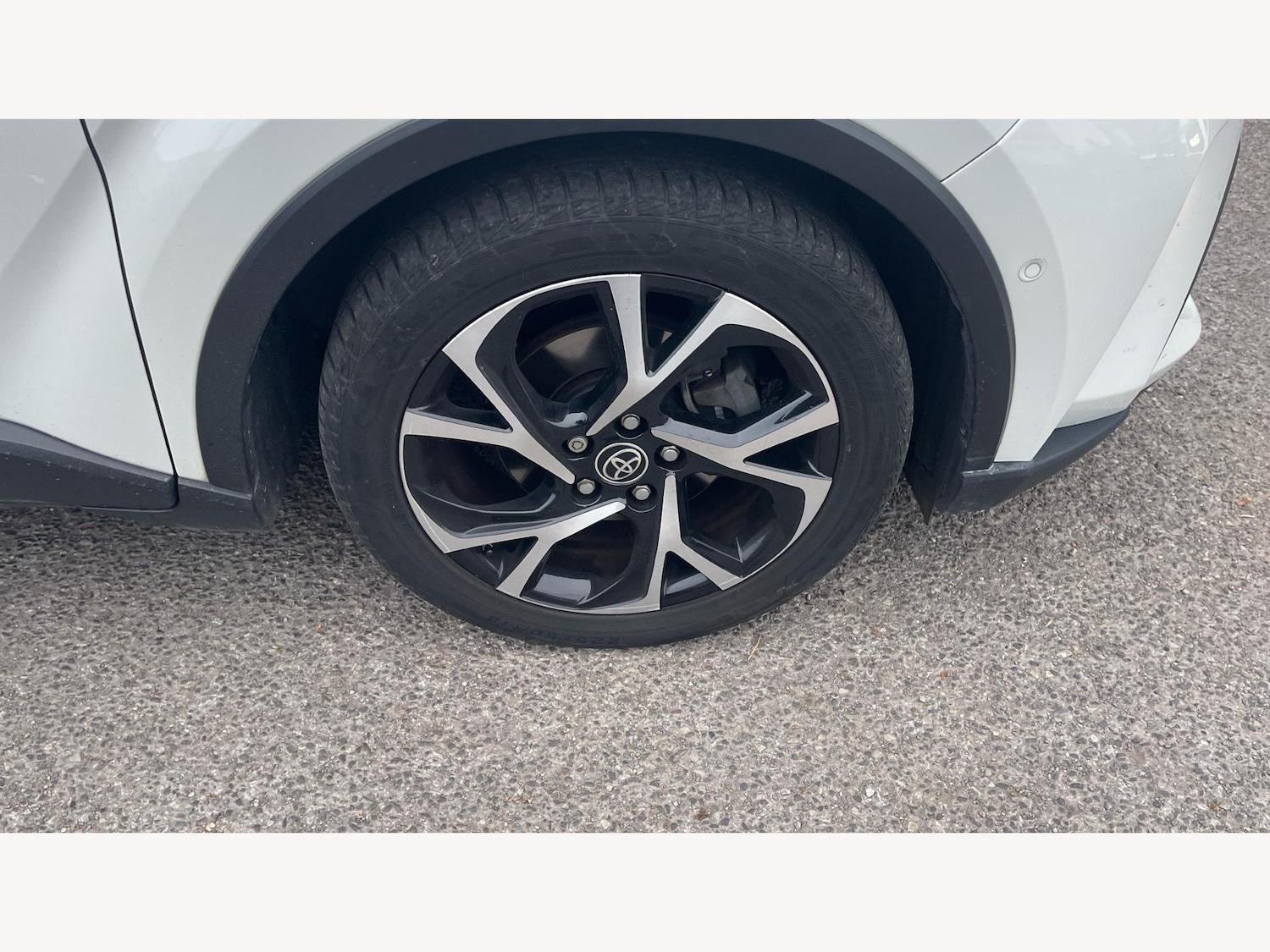 Used Toyota C-HR 2022 for sale - 76690046: Photo 25