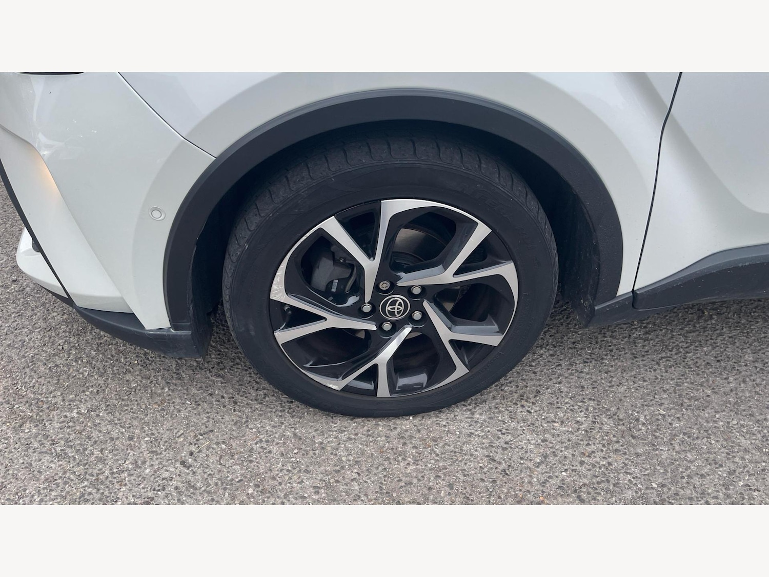 Used Toyota C-HR 2022 for sale - 76690046: Photo 26