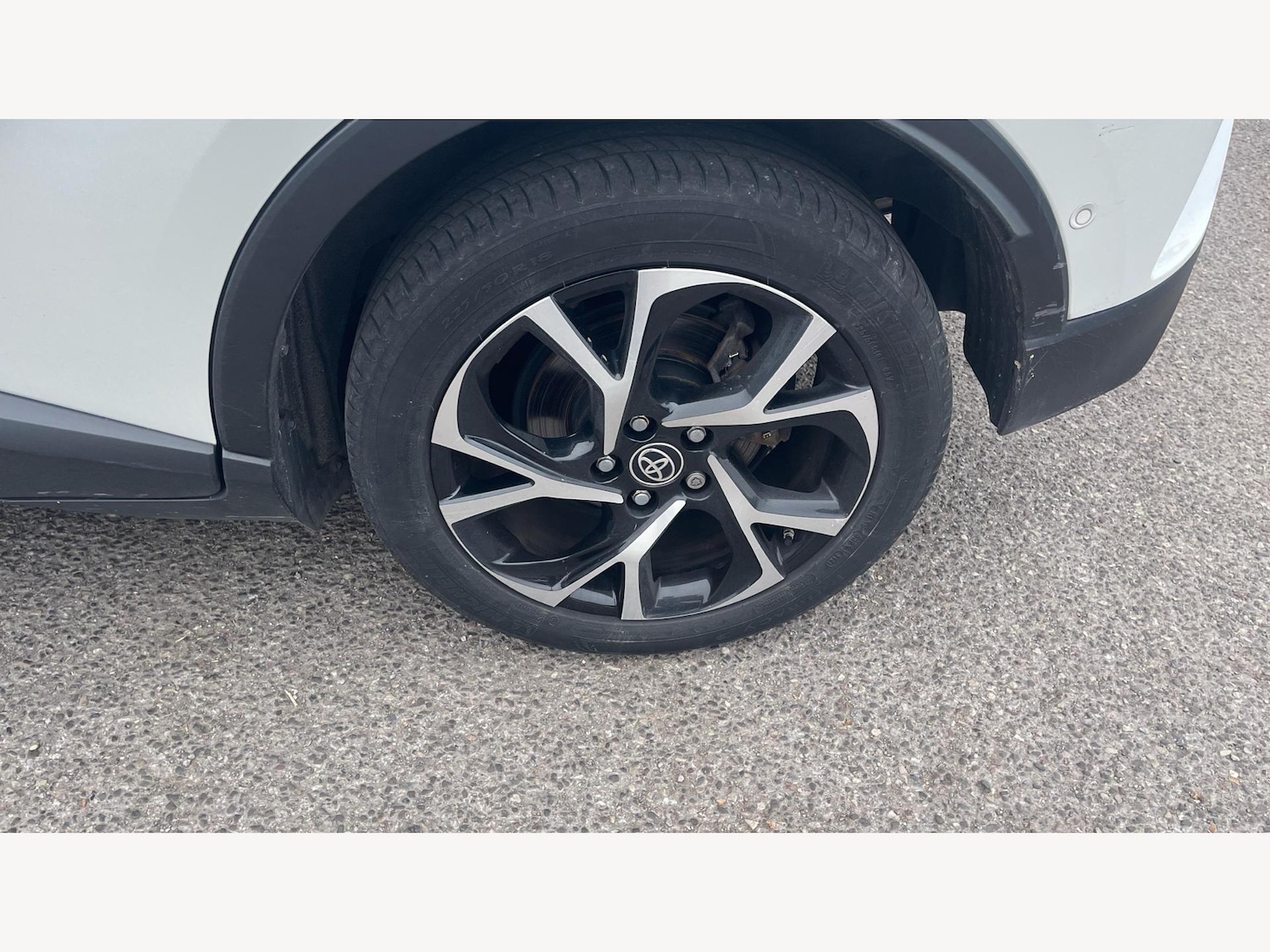 Used Toyota C-HR 2022 for sale - 76690046: Photo 30