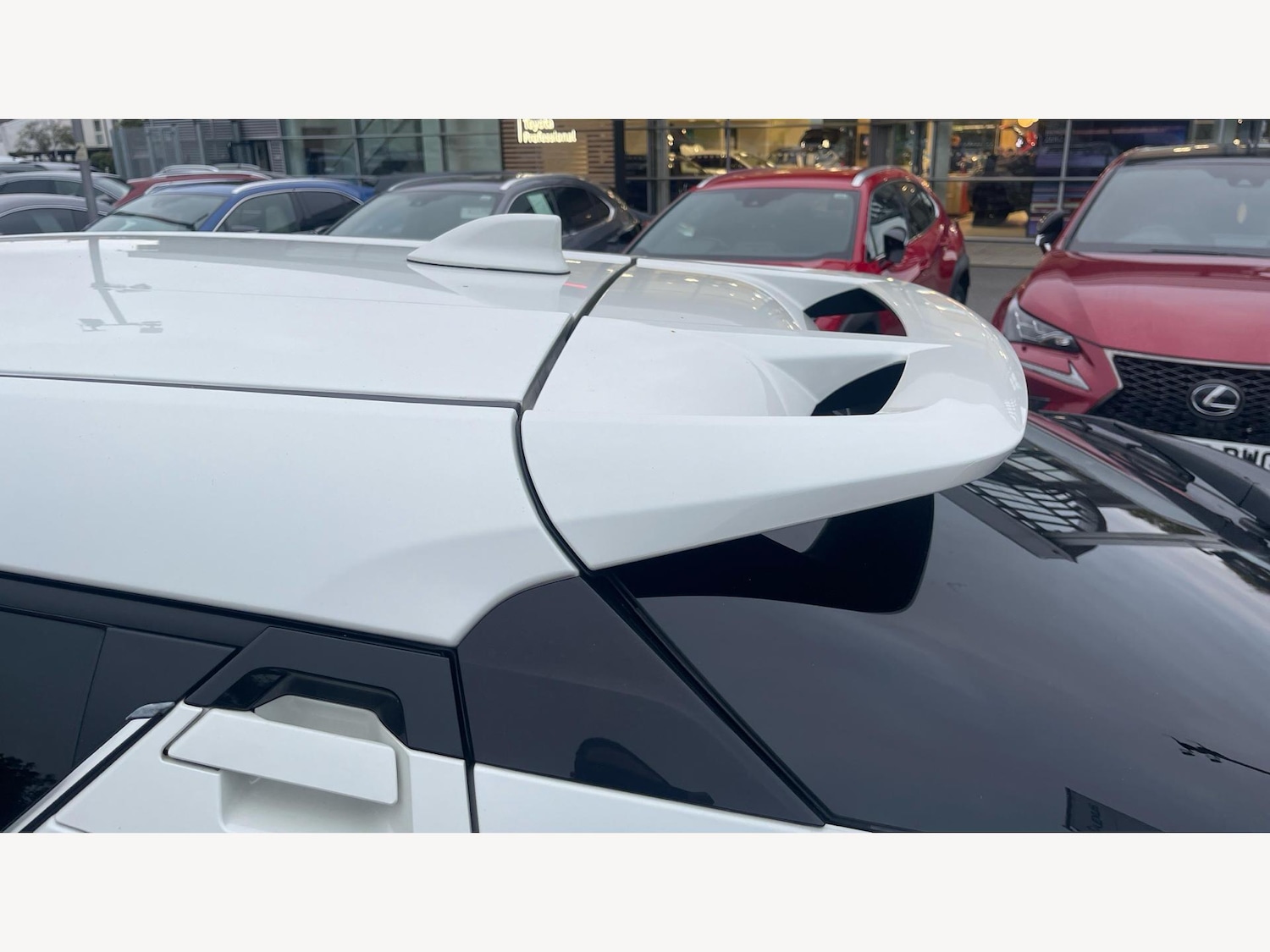 Used Toyota C-HR 2022 for sale - 76690046: Photo 32