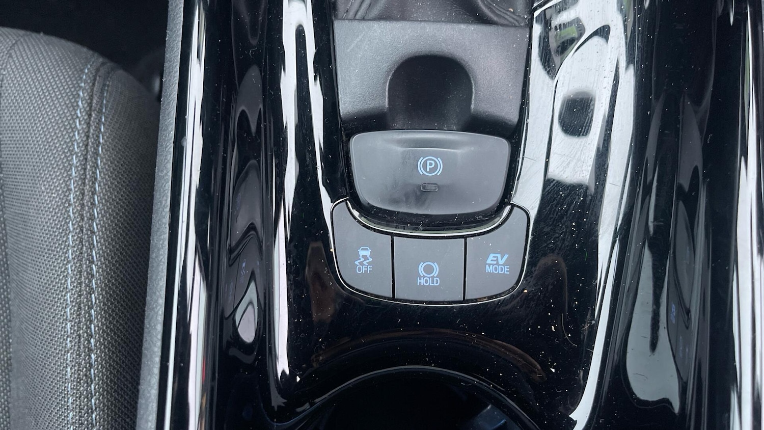 Used Toyota C-HR 2022 for sale - 76690046: Photo 41