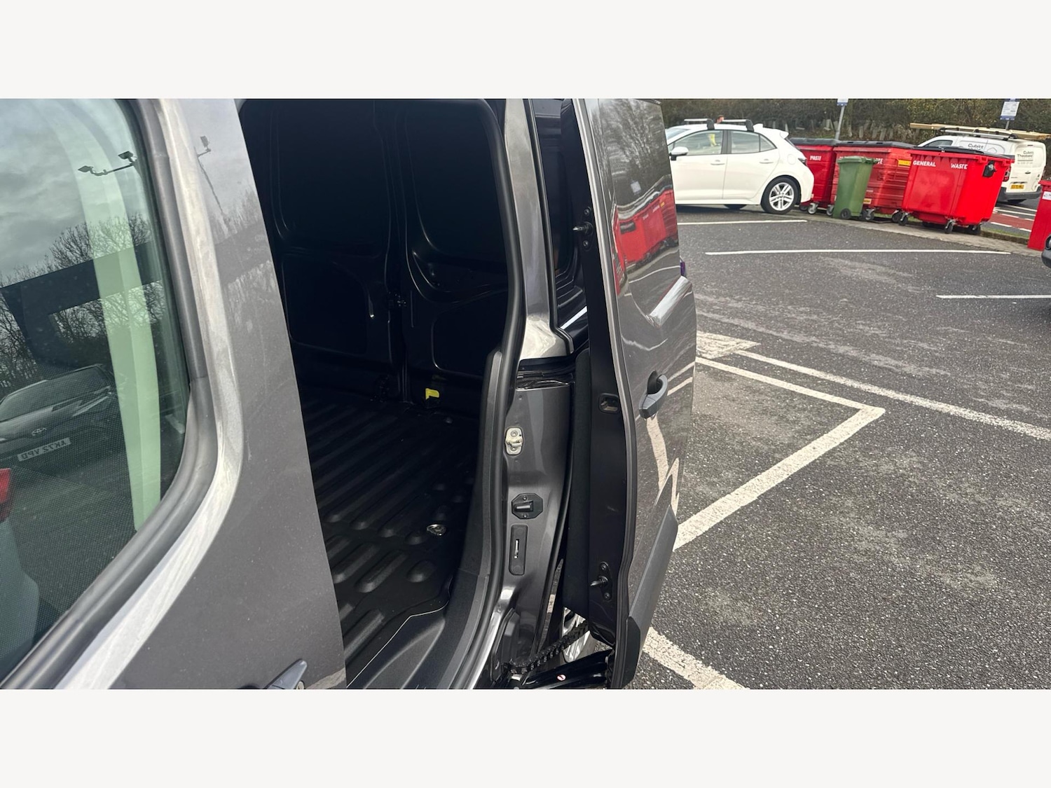 Used Toyota ProAce 2022 for sale - 76689193: Photo 21