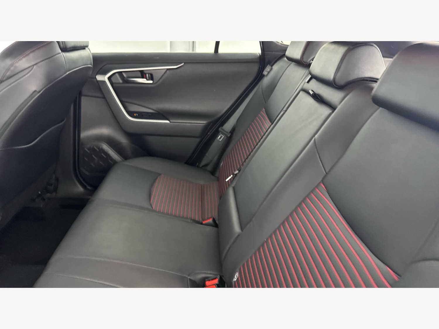 Used Toyota RAV4 2021 for sale - 77523615: Photo 15