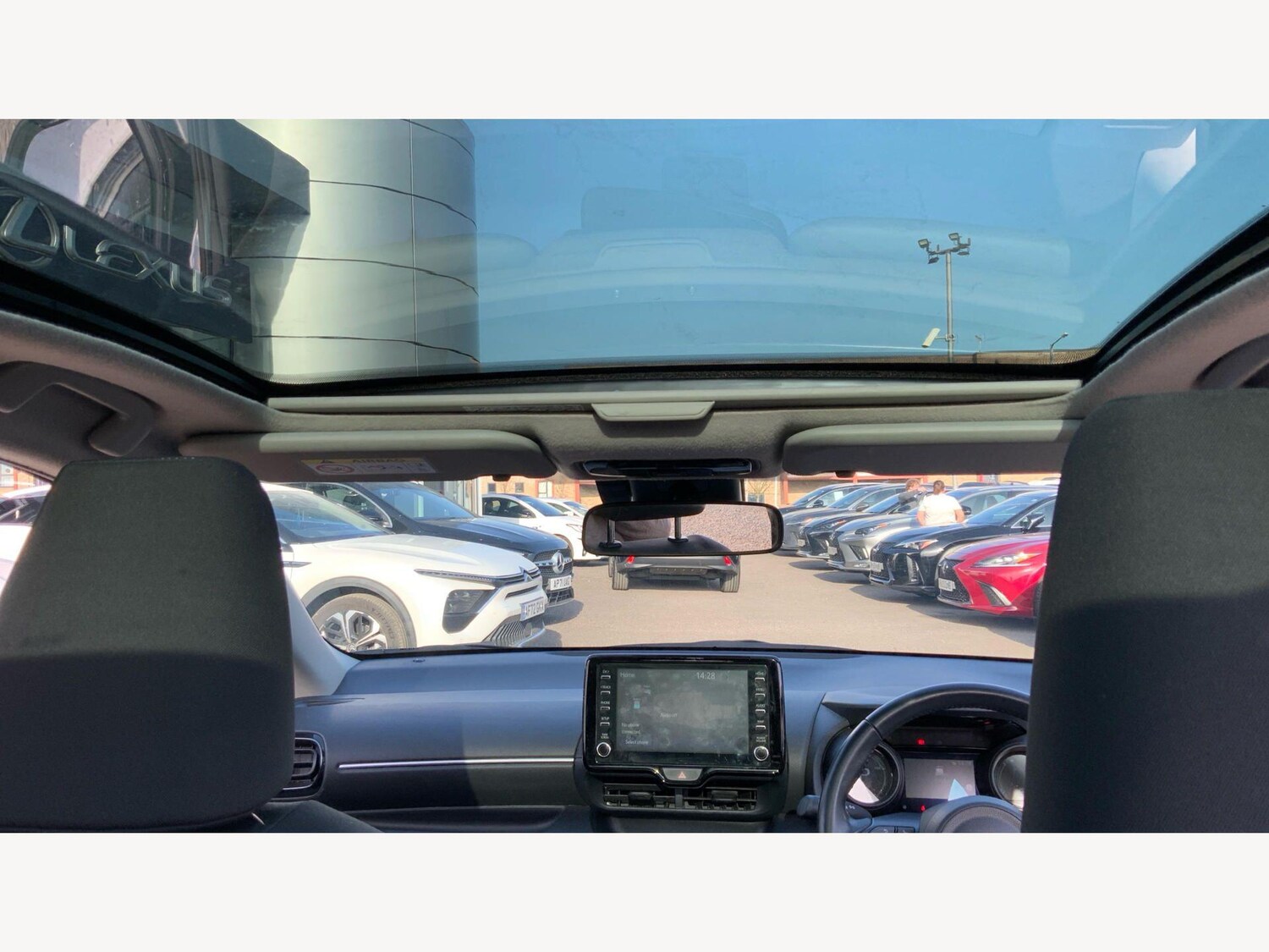 Used Toyota Yaris 2022 for sale - 77671029: Photo 24