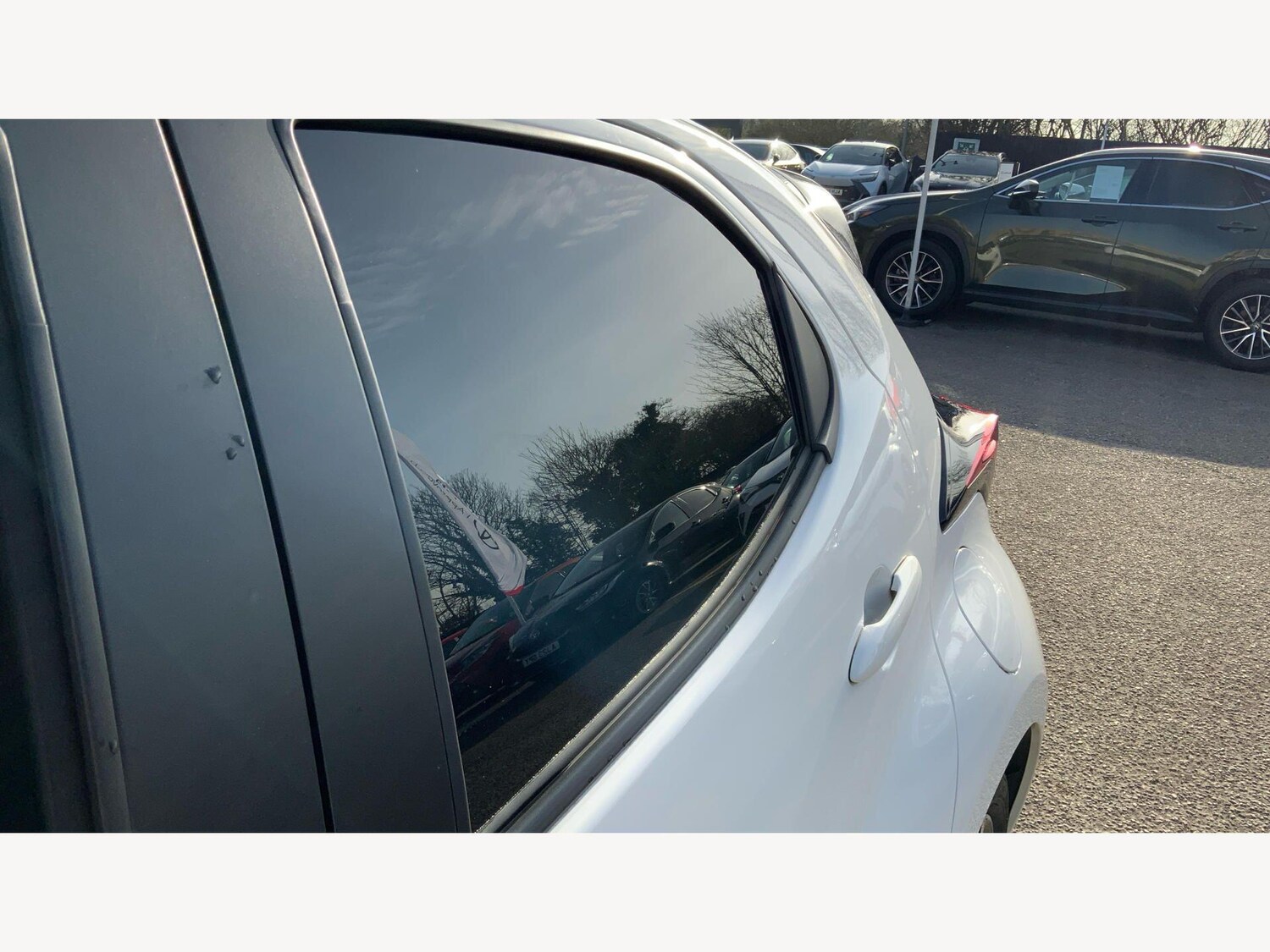 Used Toyota Yaris 2022 for sale - 77671029: Photo 29