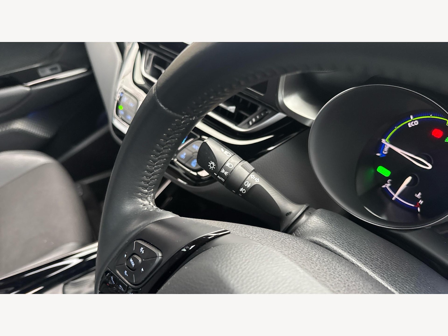 Used Toyota C-HR 2022 for sale - 76865816: Photo 30