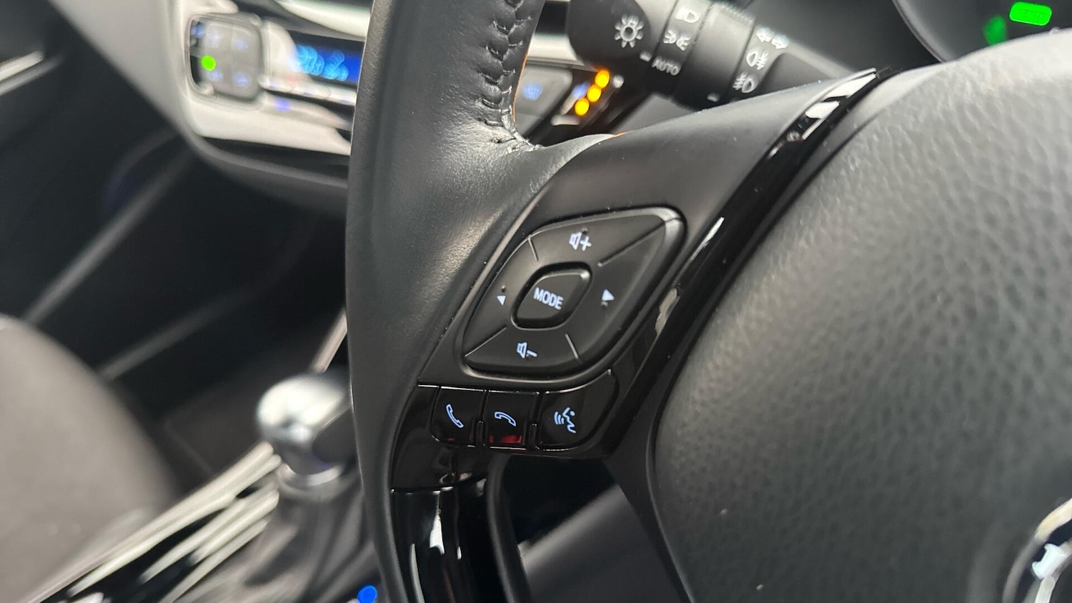 Used Toyota C-HR 2022 for sale - 76865816: Photo 33