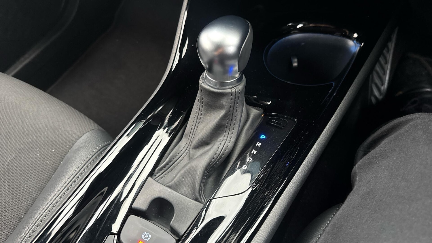 Used Toyota C-HR 2022 for sale - 76865816: Photo 35