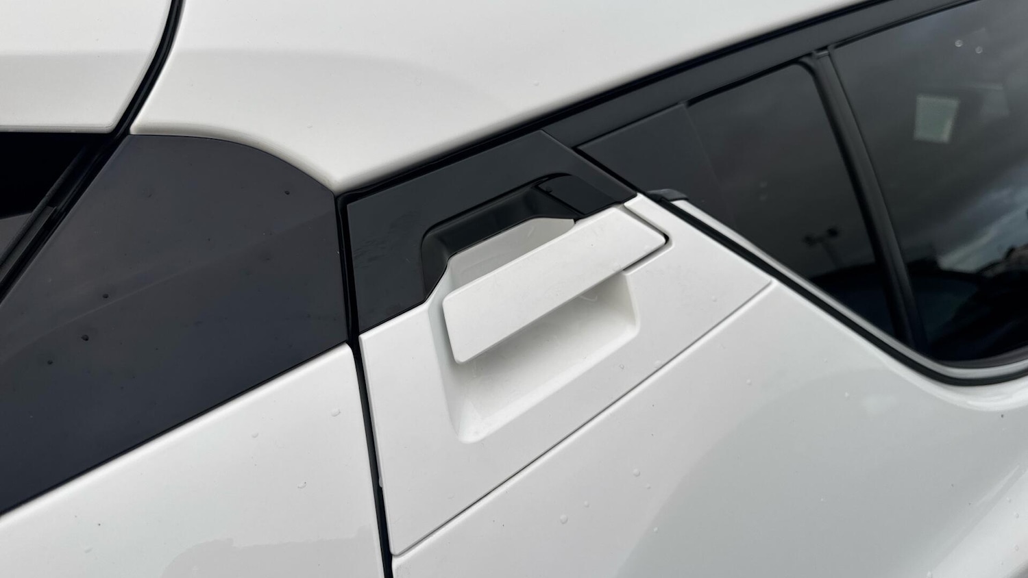 Used Toyota C-HR 2022 for sale - 76865816: Photo 40