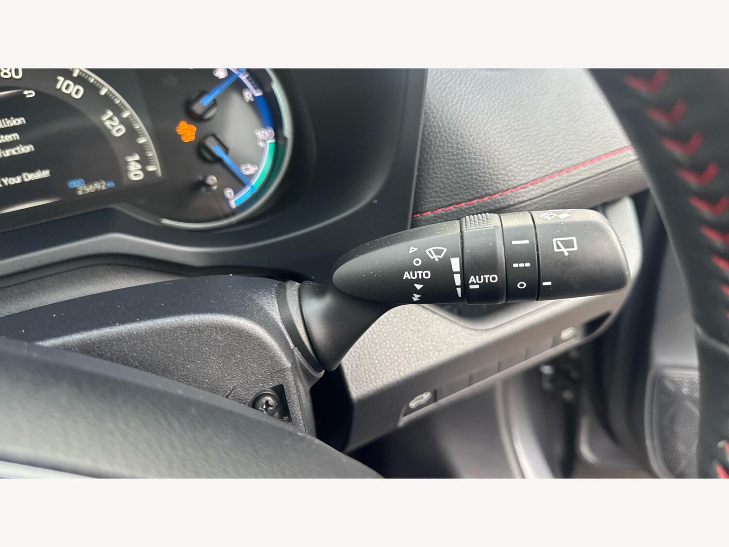 Used Toyota RAV4 2022 for sale - 76549720: Photo 28