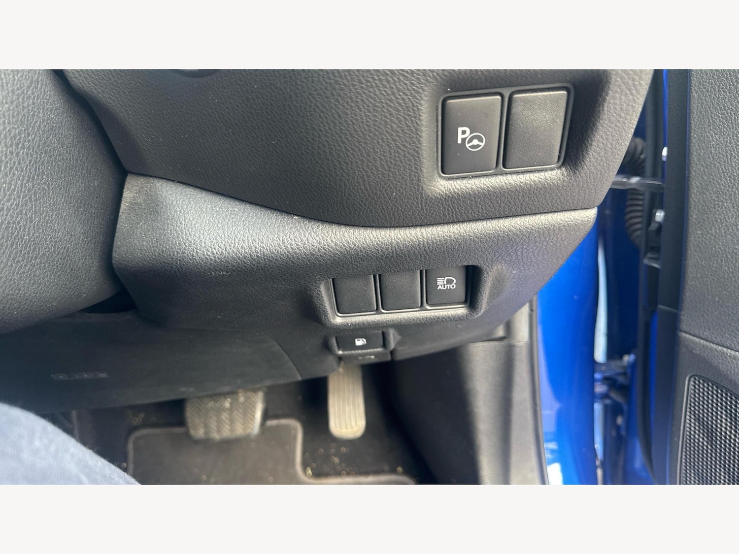 Used Toyota C-HR 2018 for sale - 76398261: Photo 28