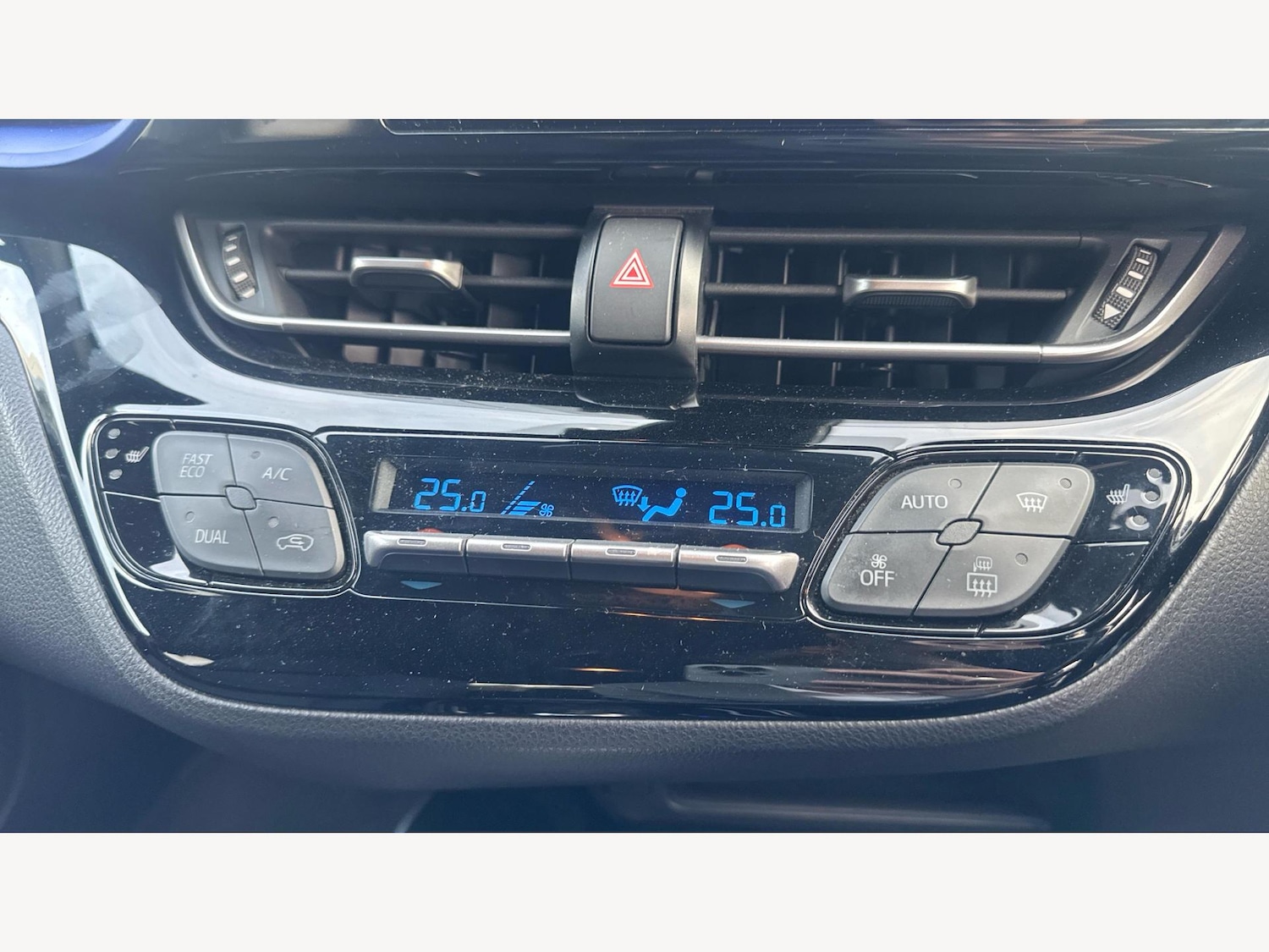 Used Toyota C-HR 2018 for sale - 76398261: Photo 34