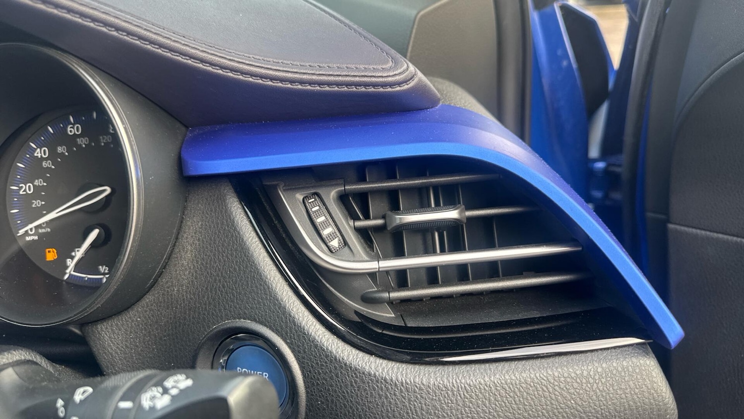 Used Toyota C-HR 2018 for sale - 76398261: Photo 40