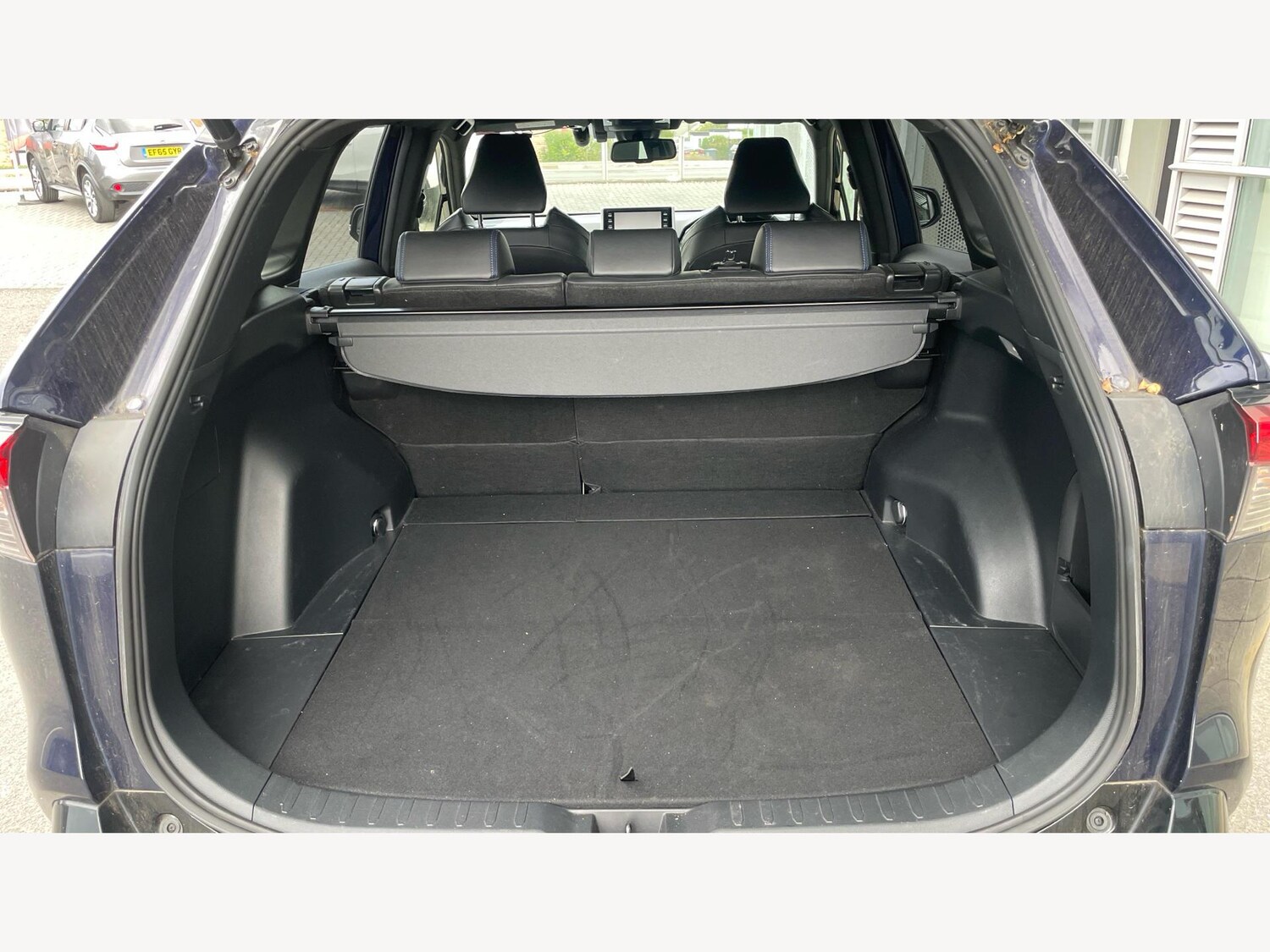 Used Toyota RAV4 2019 for sale - 76348849: Photo 35