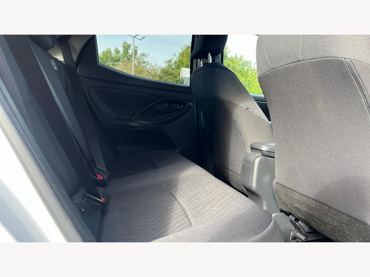 Used Toyota Yaris 2024 for sale - 76666518: Photo 14