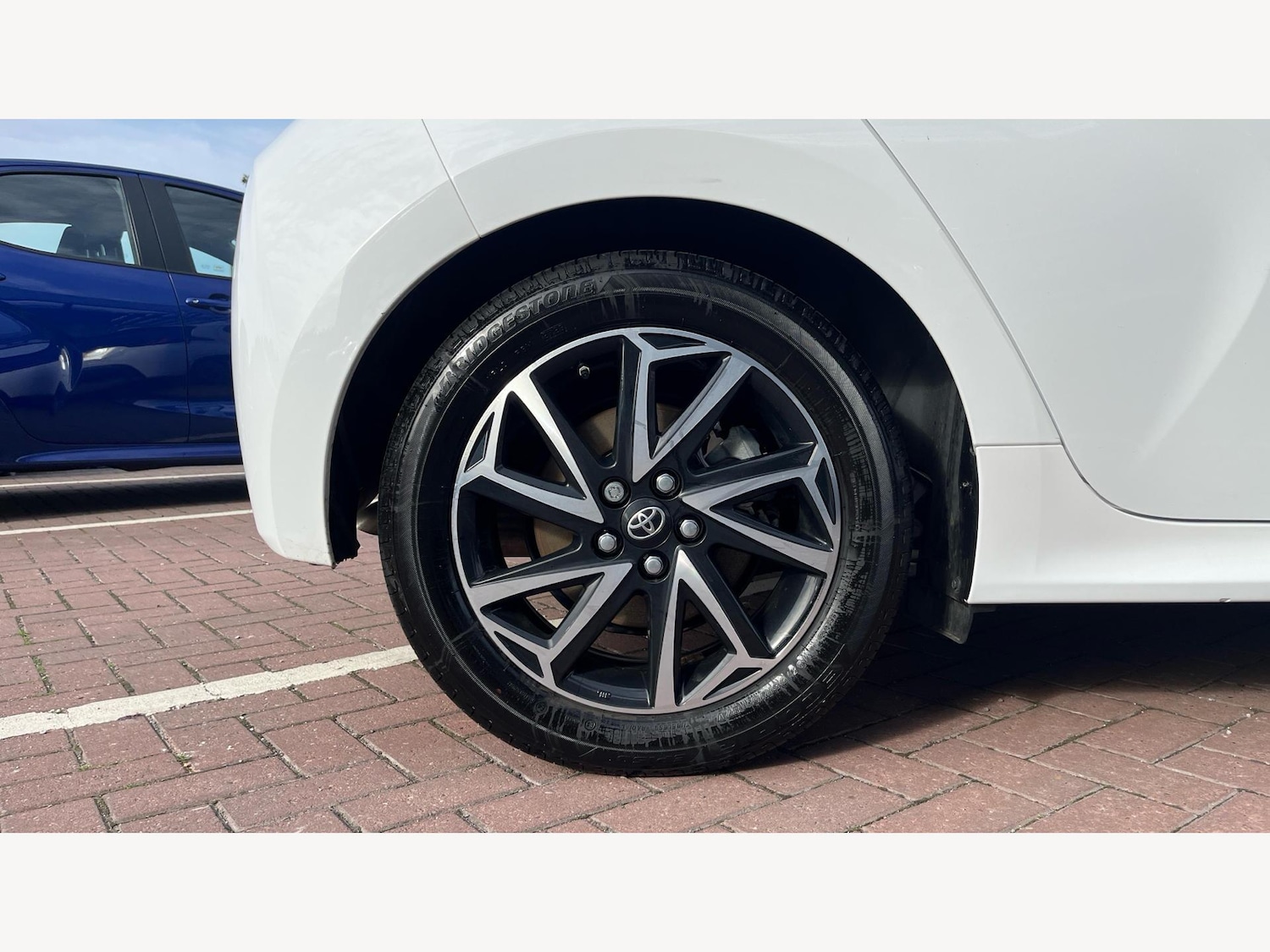 Used Toyota Yaris 2024 for sale - 76666518: Photo 20