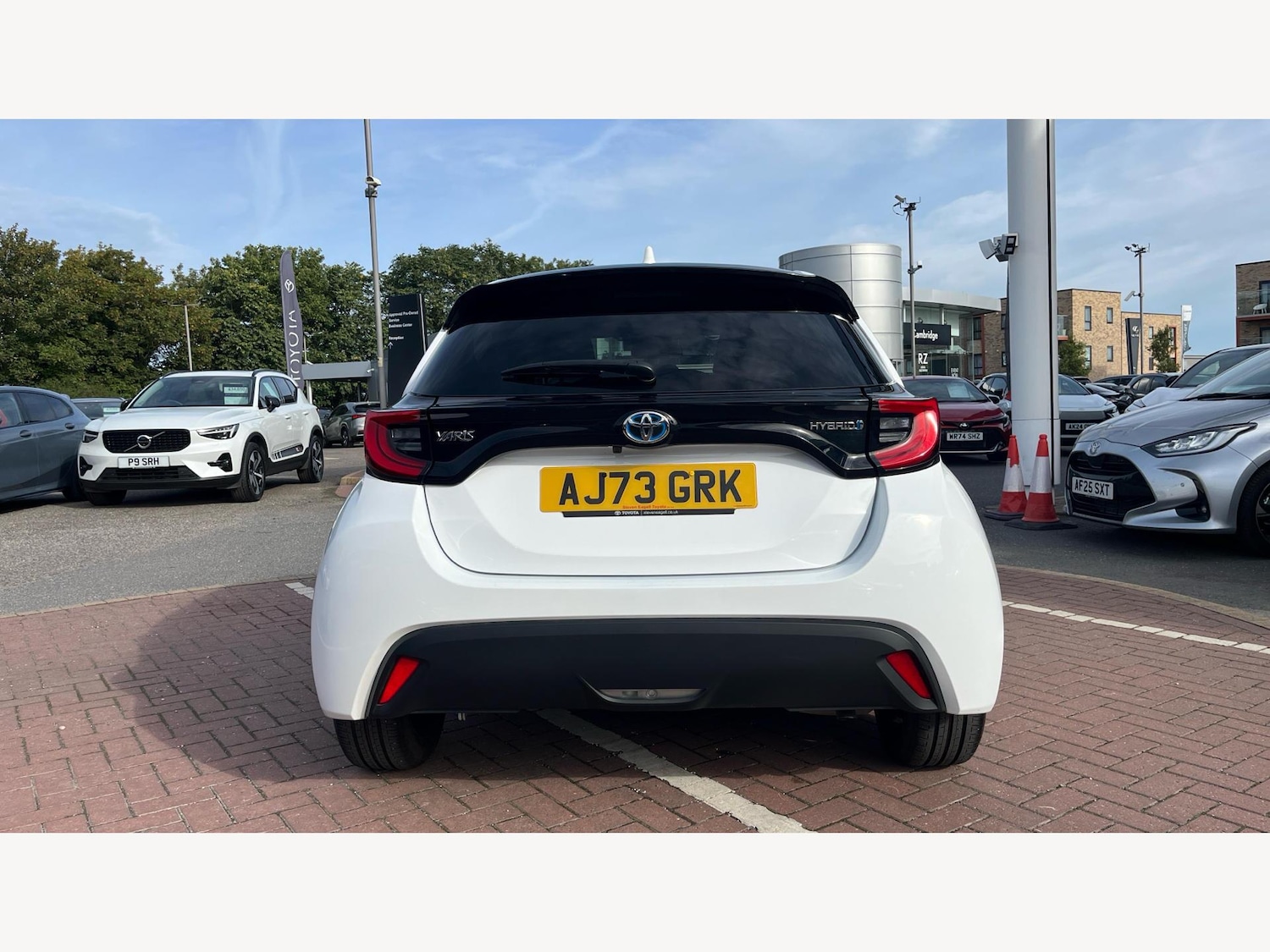 Used Toyota Yaris 2024 for sale - 76666518: Photo 21