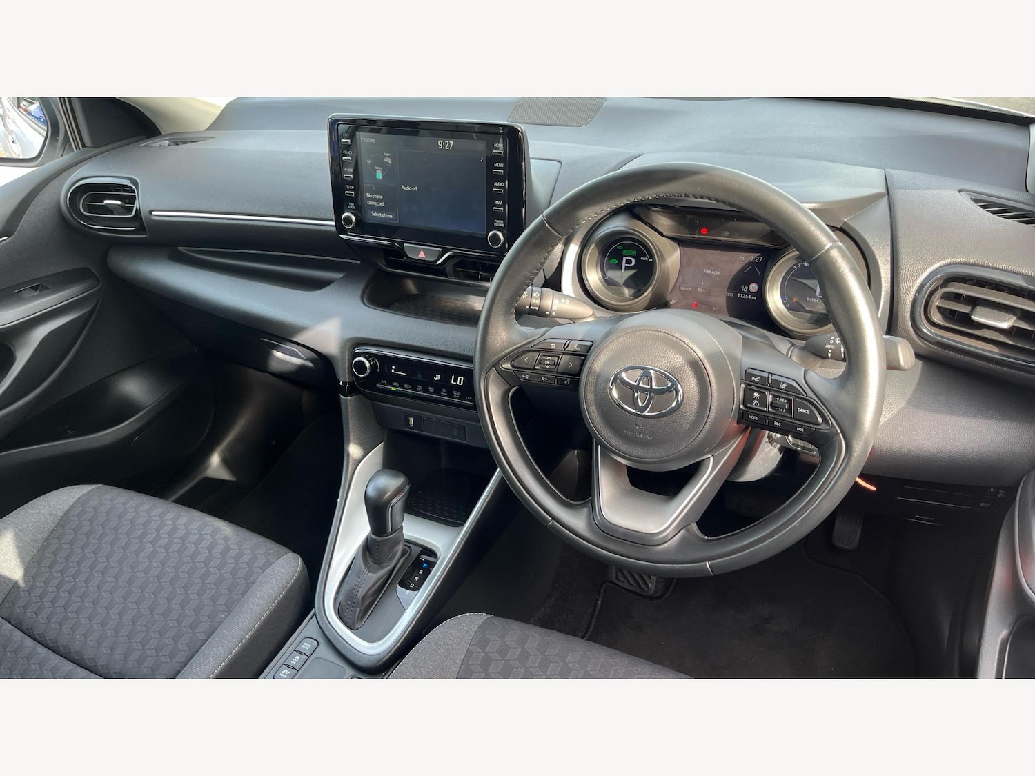 Used Toyota Yaris 2024 for sale - 76666518: Photo 7
