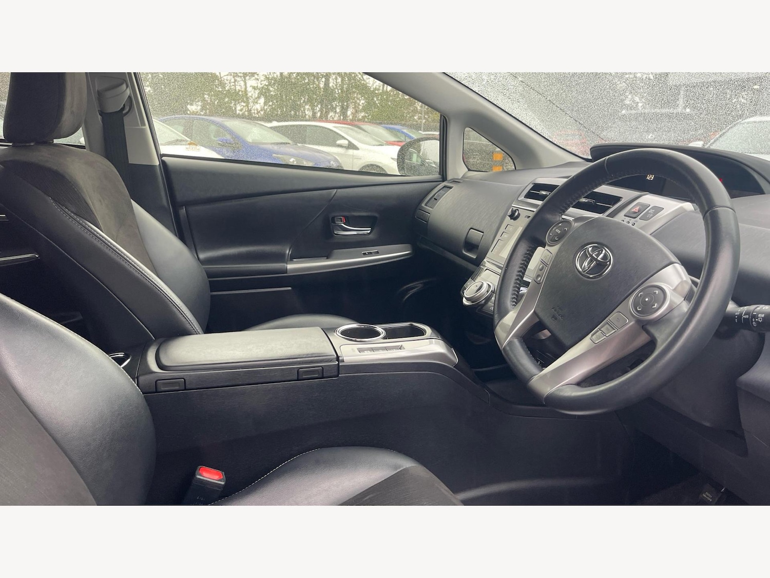 Used Toyota Prius+ 2019 for sale - 76425622: Photo 13