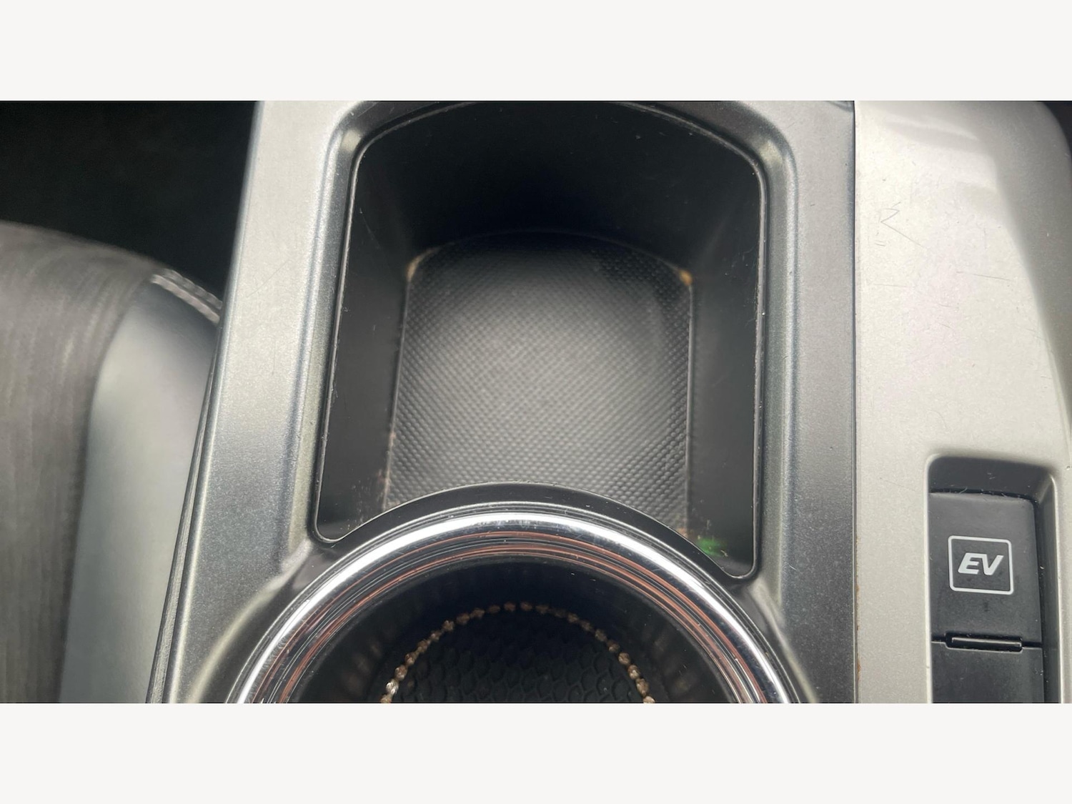 Used Toyota Prius+ 2019 for sale - 76425622: Photo 29