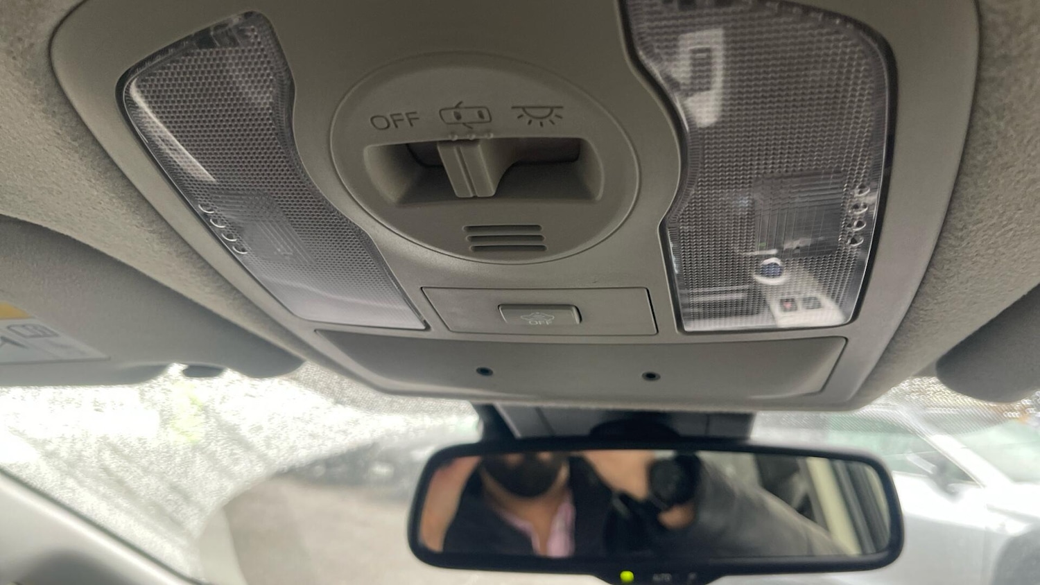 Used Toyota Prius+ 2019 for sale - 76425622: Photo 37